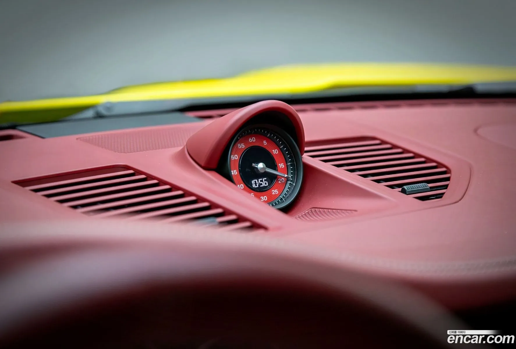 Porsche 911 2020 — 4