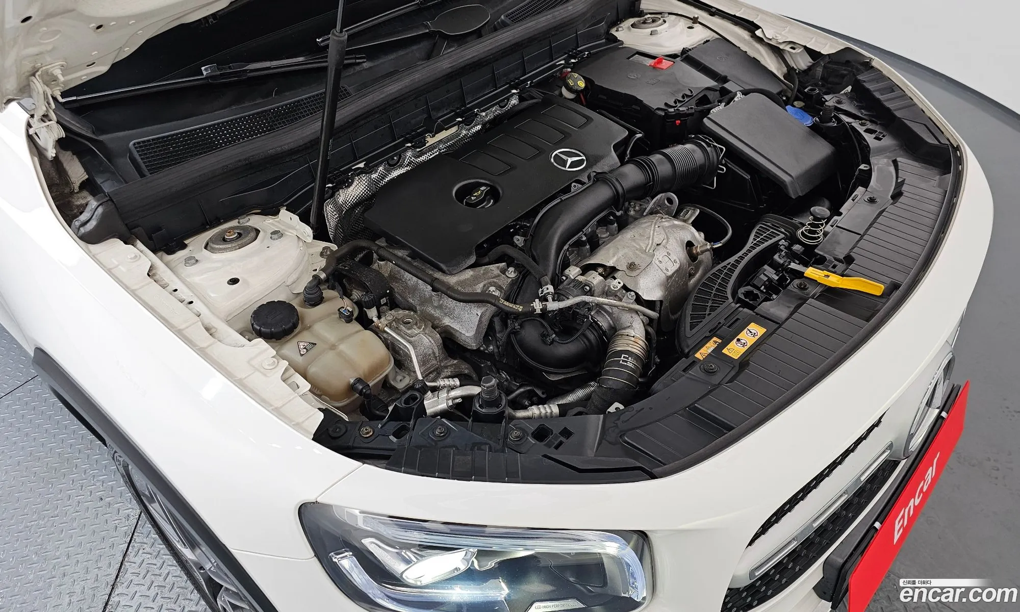Mercedes-Benz GLB-Class X247 2021 — 12