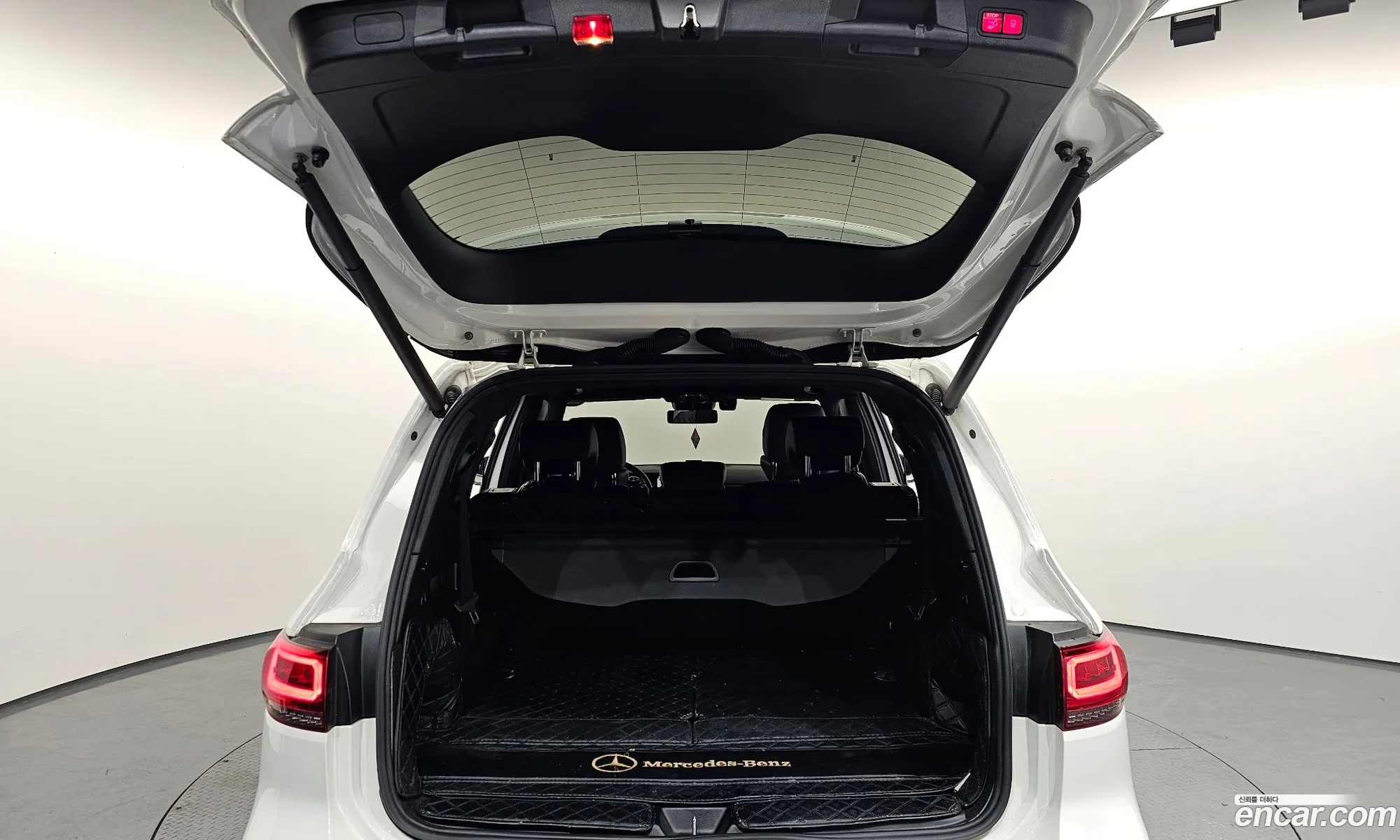 Mercedes-Benz GLB-Class X247 2021 — 2
