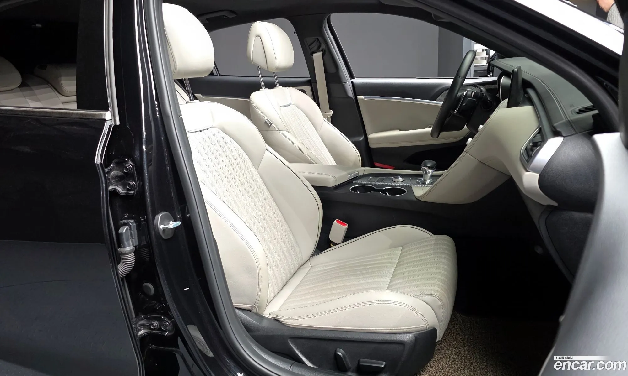 Genesis G70 2021 — 19