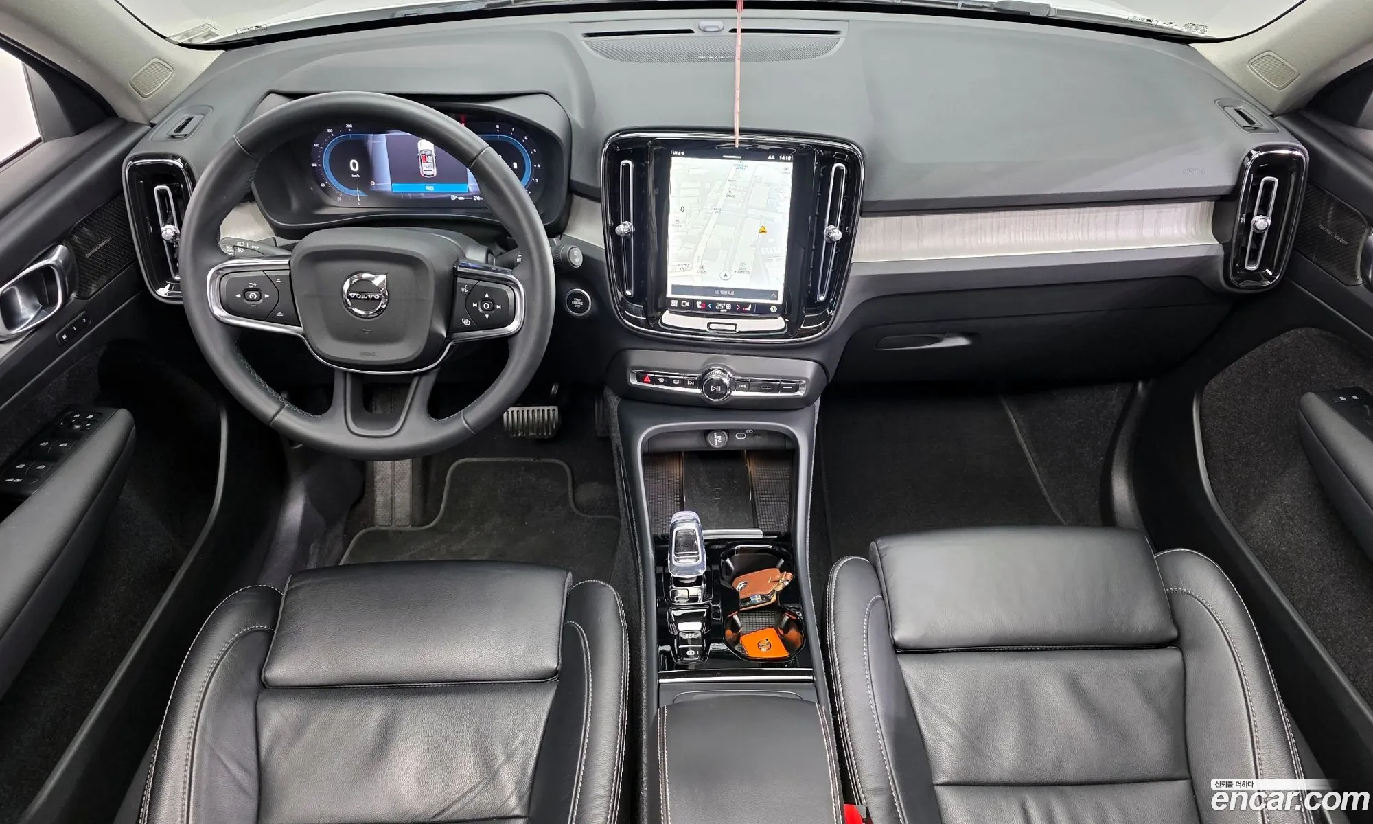 Volvo XC40 2022 — 18