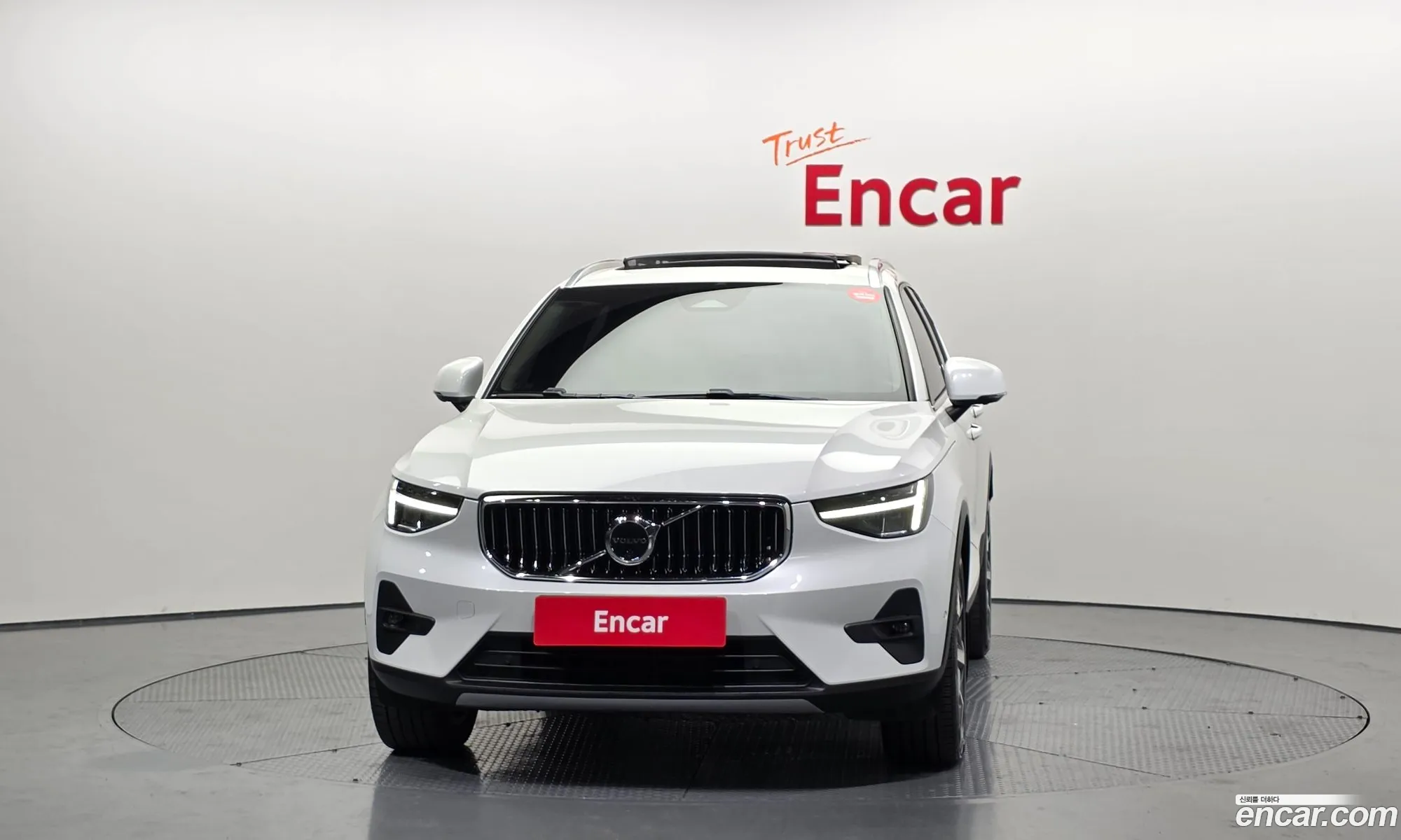 Volvo XC40 2022 — 16