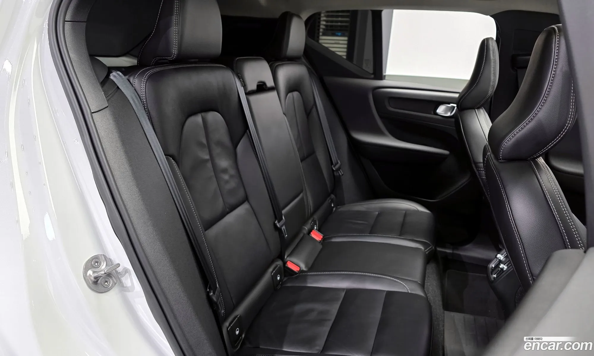 Volvo XC40 2022 — 19
