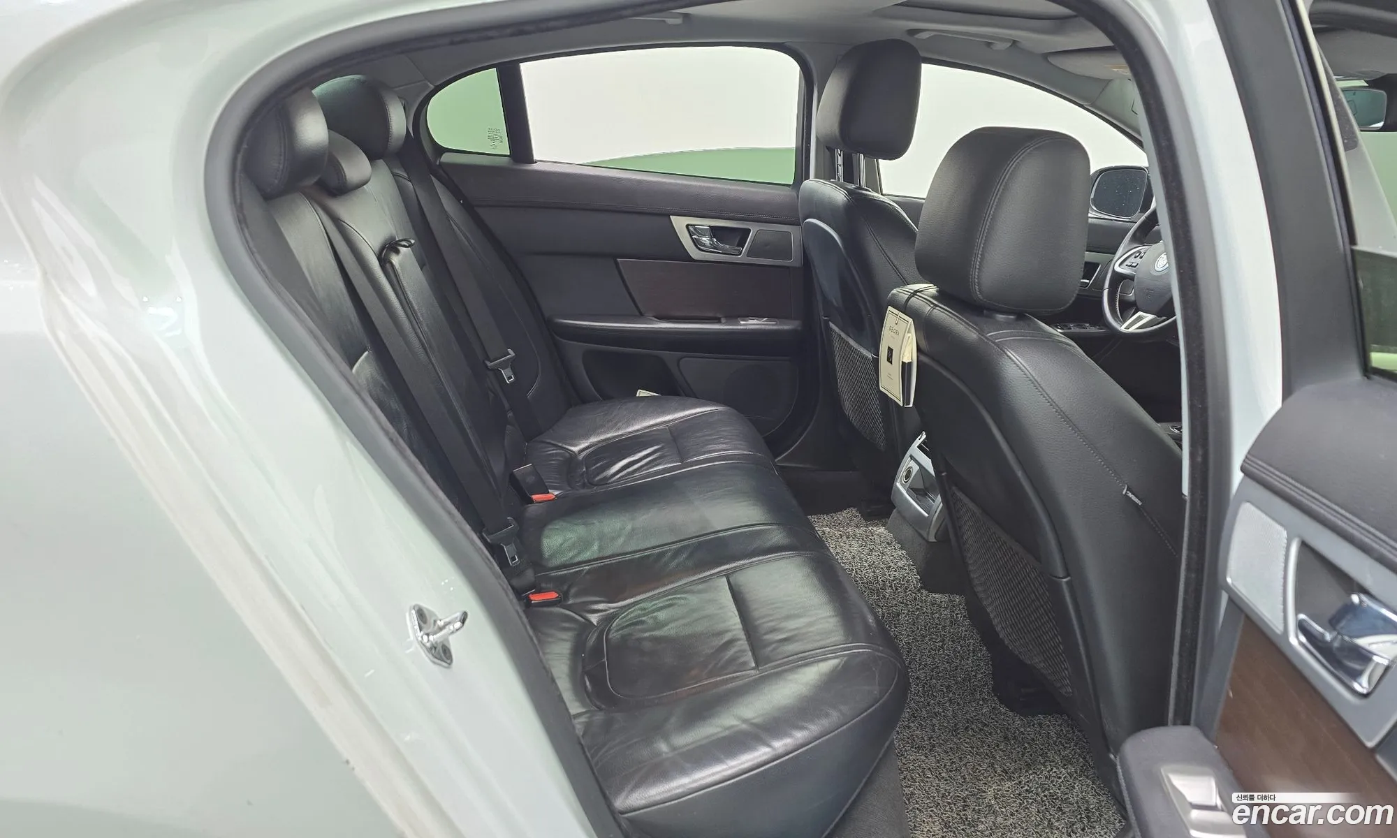 Jaguar XF 2013 SAJAA0566DDS99265 — 16