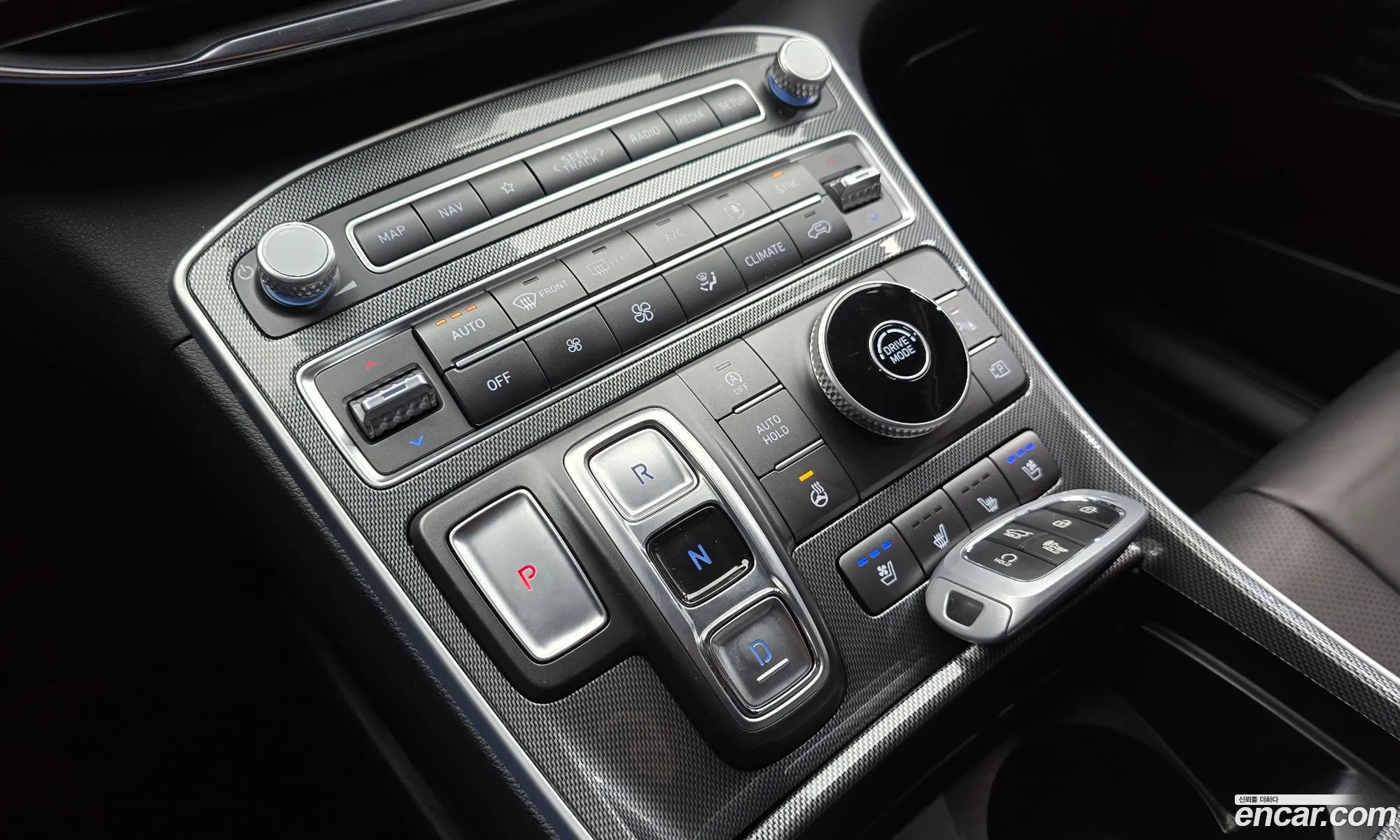 Hyundai Santa Fe 2021 — 17