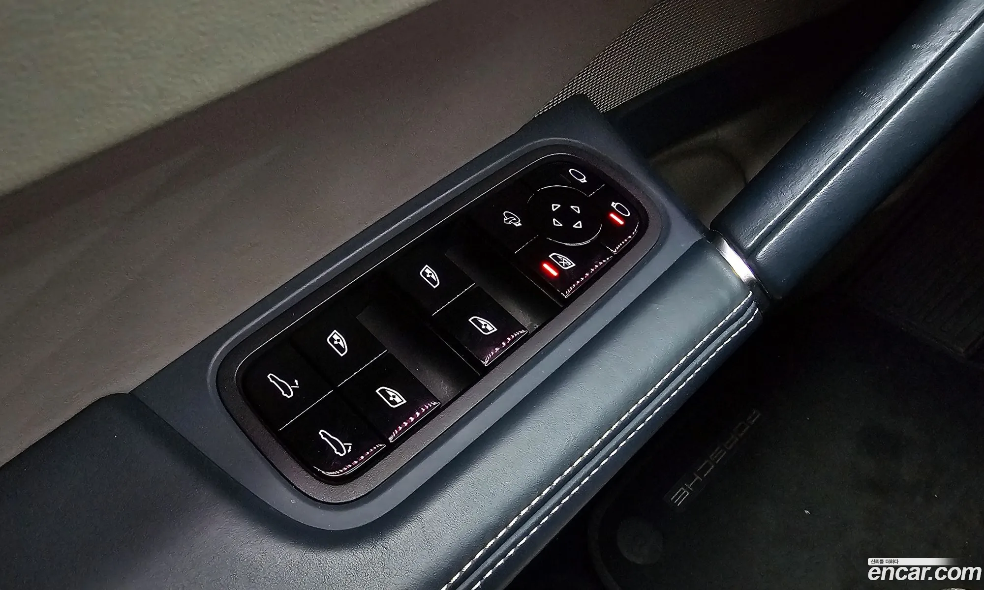 Porsche Cayenne 2021 — 19
