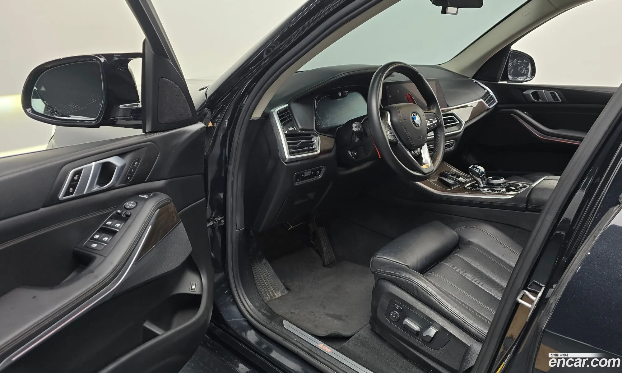 BMW X5 2021 — 12