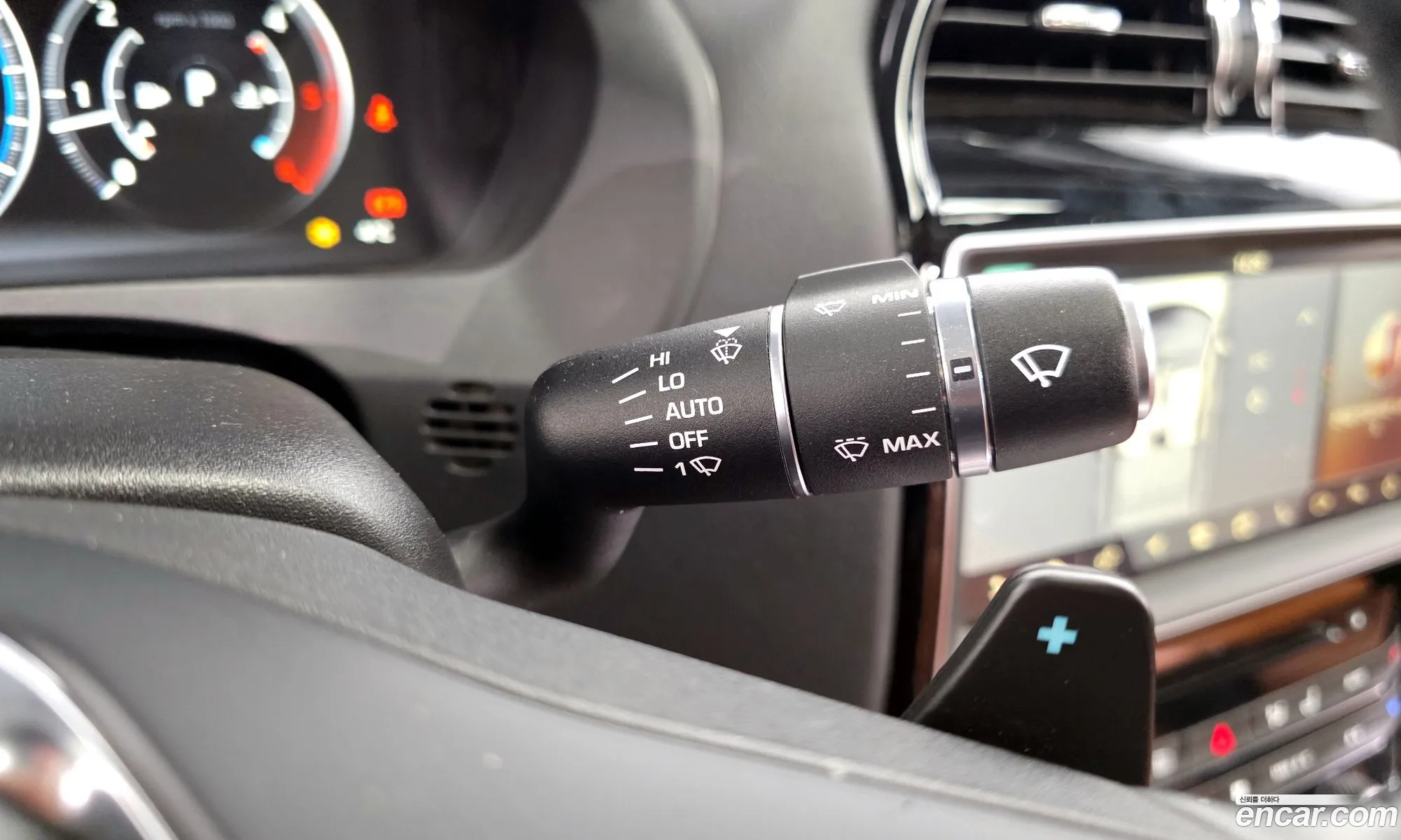 Jaguar XE 2019 SAJAB4BNXKCP46098 — 16