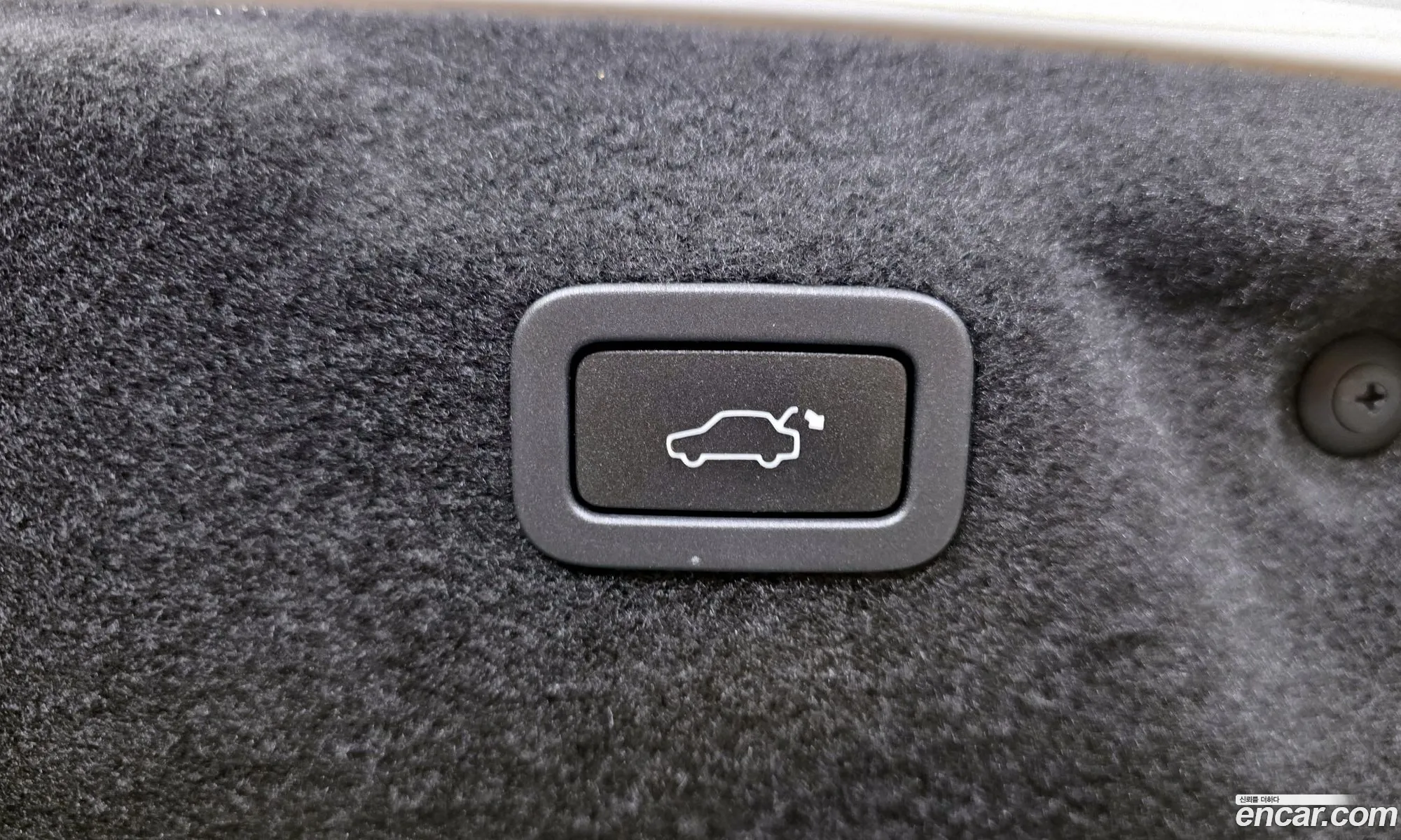 Jaguar XE 2019 SAJAB4BNXKCP46098 — 8