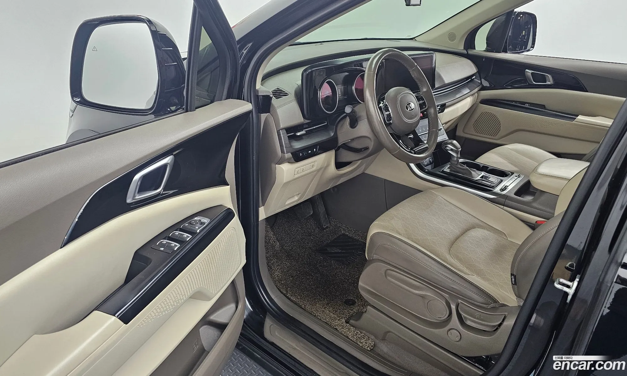 Kia Carnival 2020 — 18