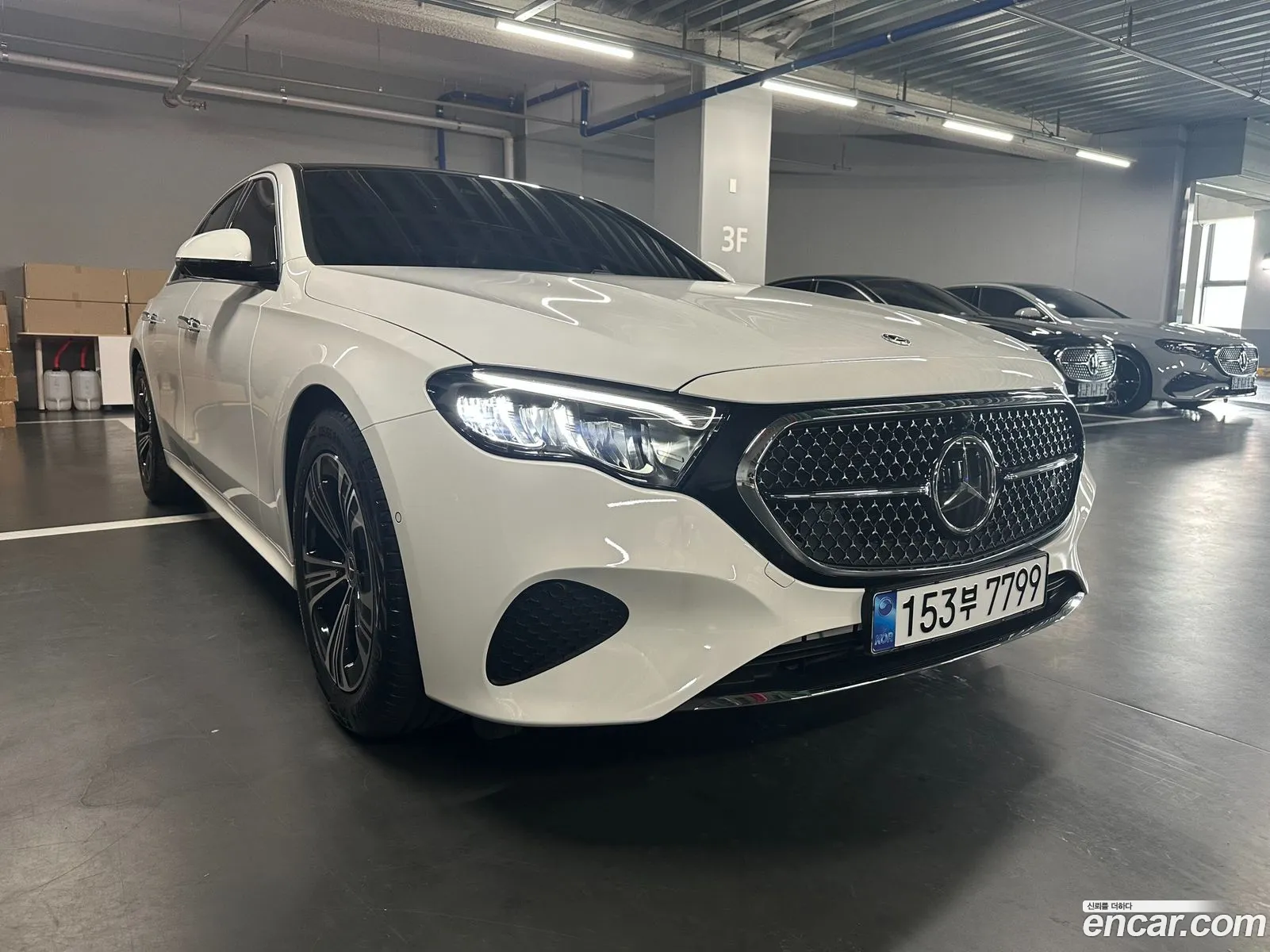 Mercedes-Benz E-Class W214 2025 — 18