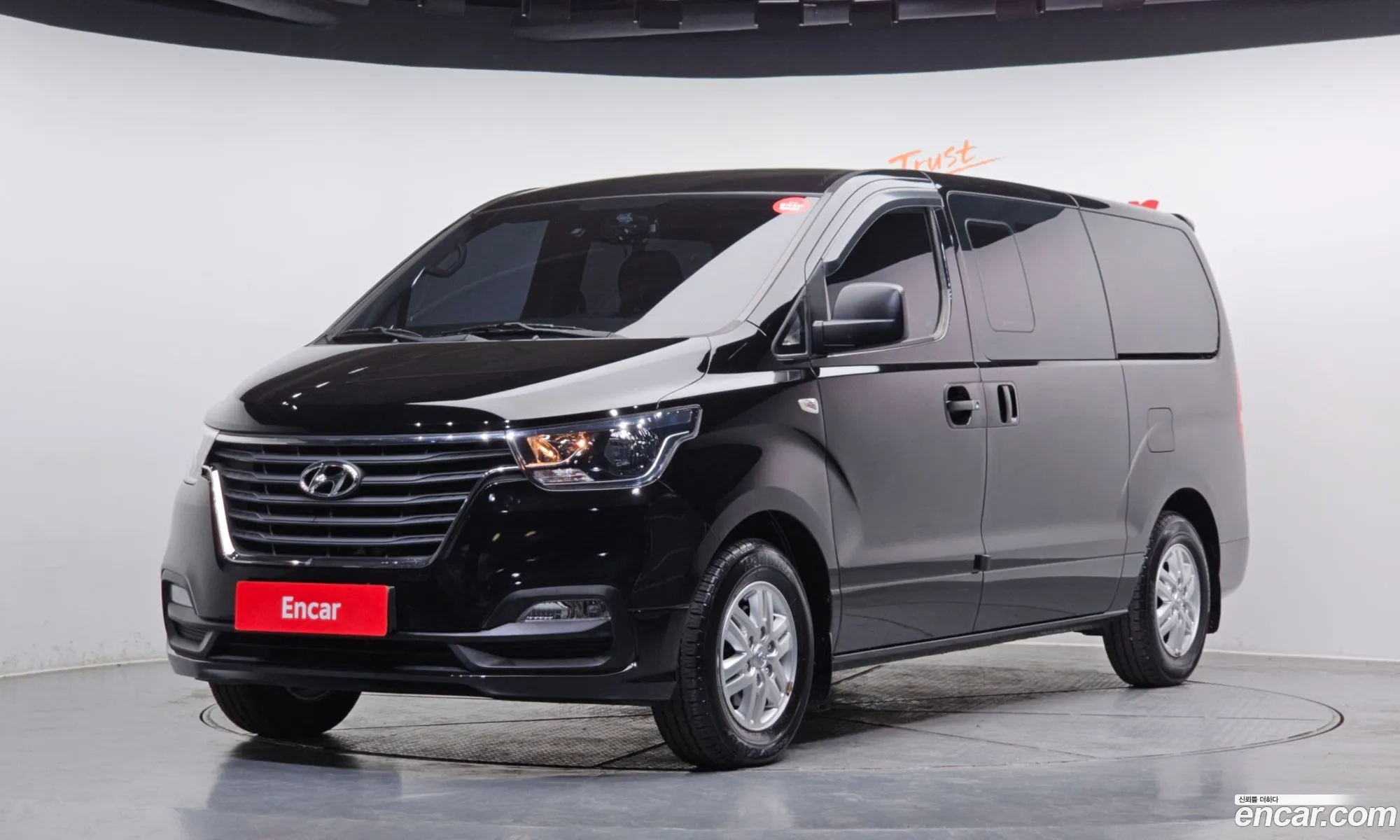 Hyundai Grand Starex 2019 — 3