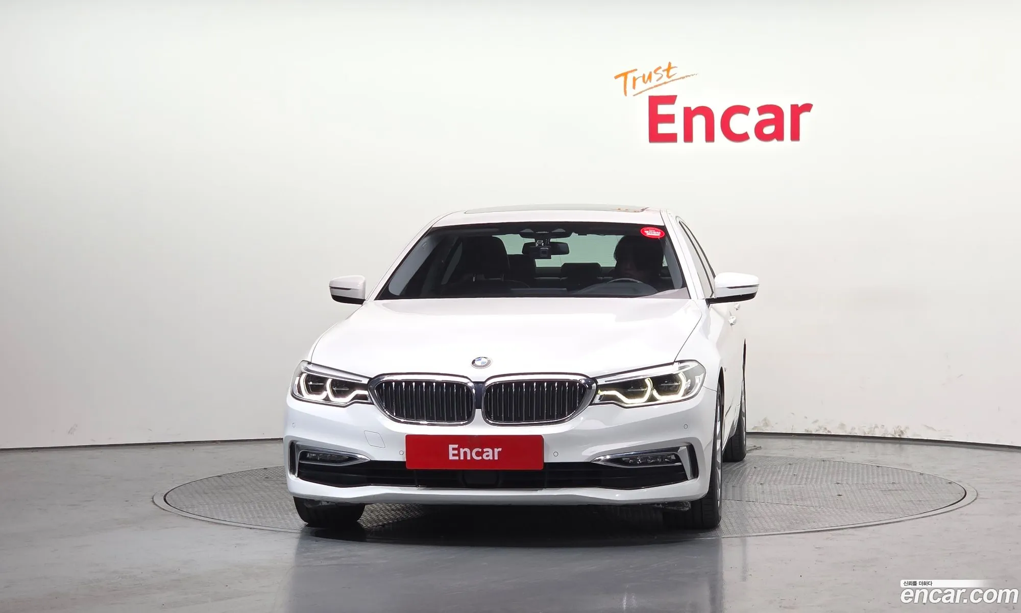 BMW 5 Series 2018 — 11