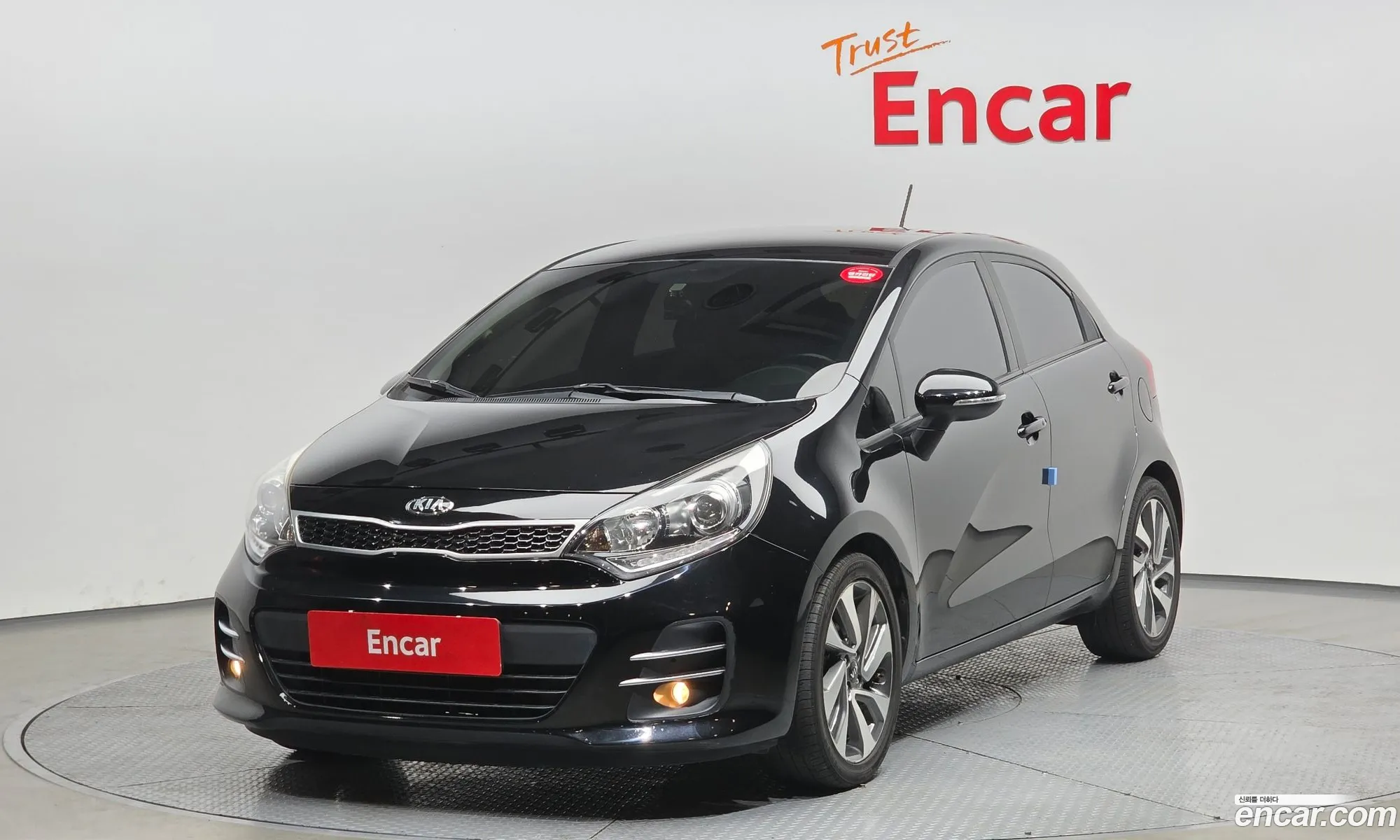 Kia Pride 2015 — 17