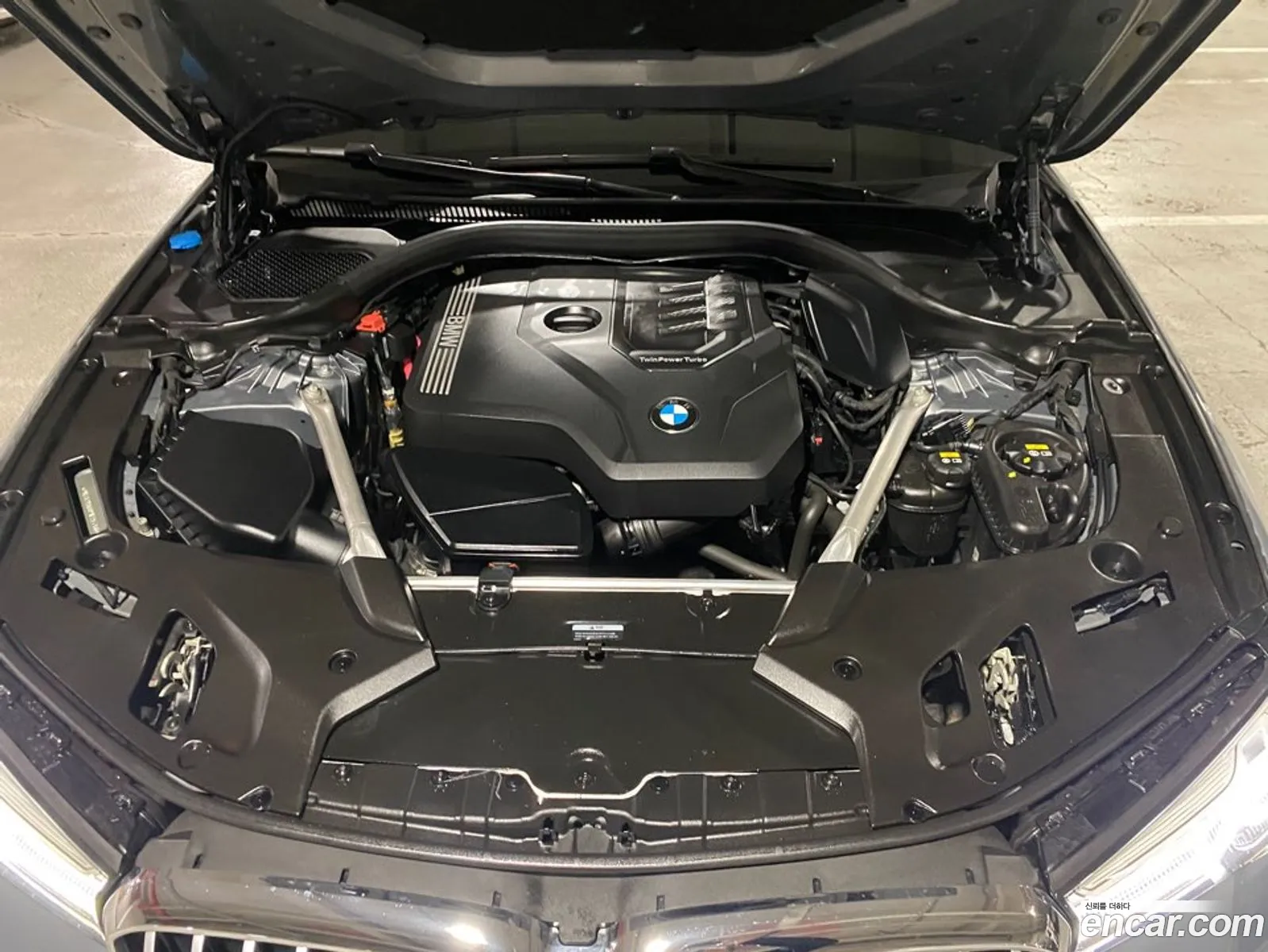 BMW 5 Series 2022 — 9