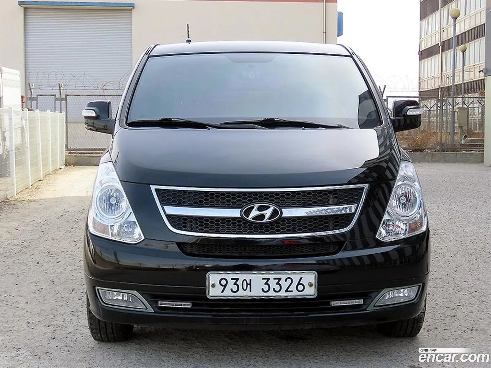 Hyundai Grand Starex 2015 — 19