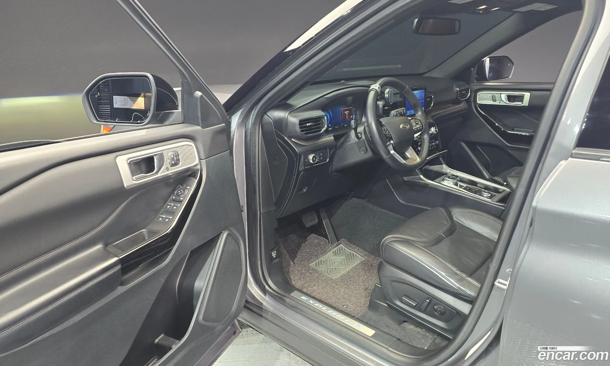 Ford Explorer 6th Gen 2021 1FM5K8HC4MGA98570 — 5