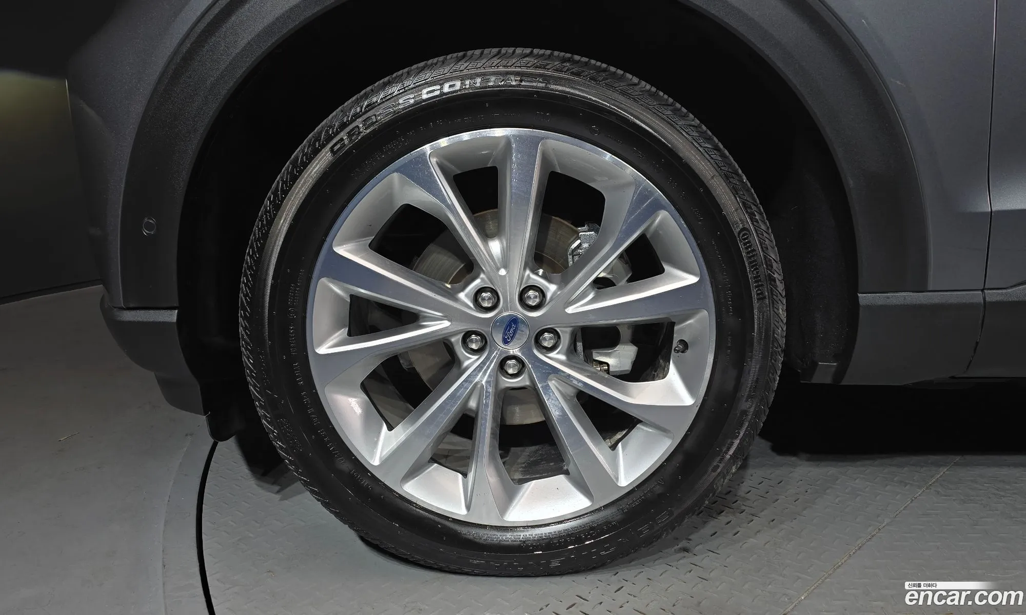 Ford Explorer 6th Gen 2021 1FM5K8HC4MGA98570 — 2