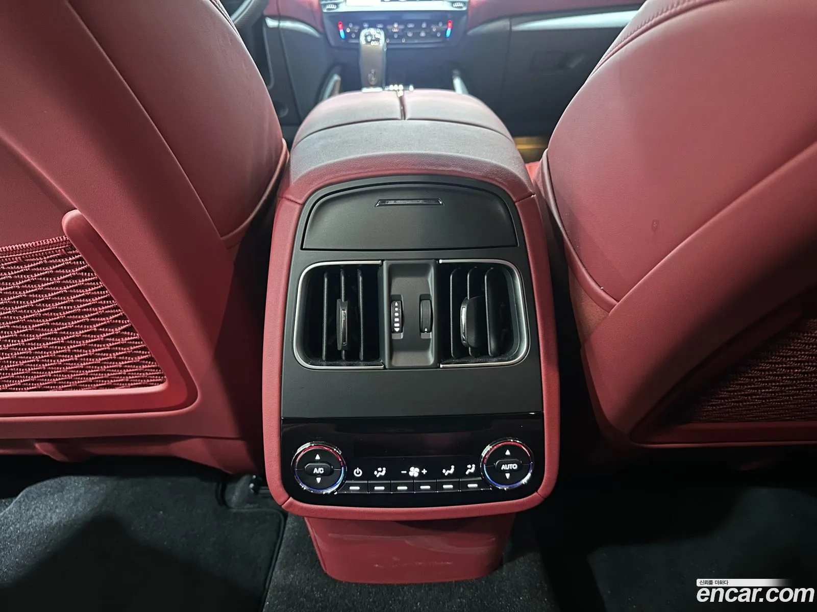 Maserati Levante 2023 — 9