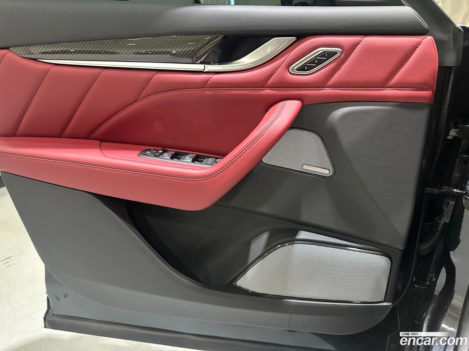 Maserati Levante 2023 — 10