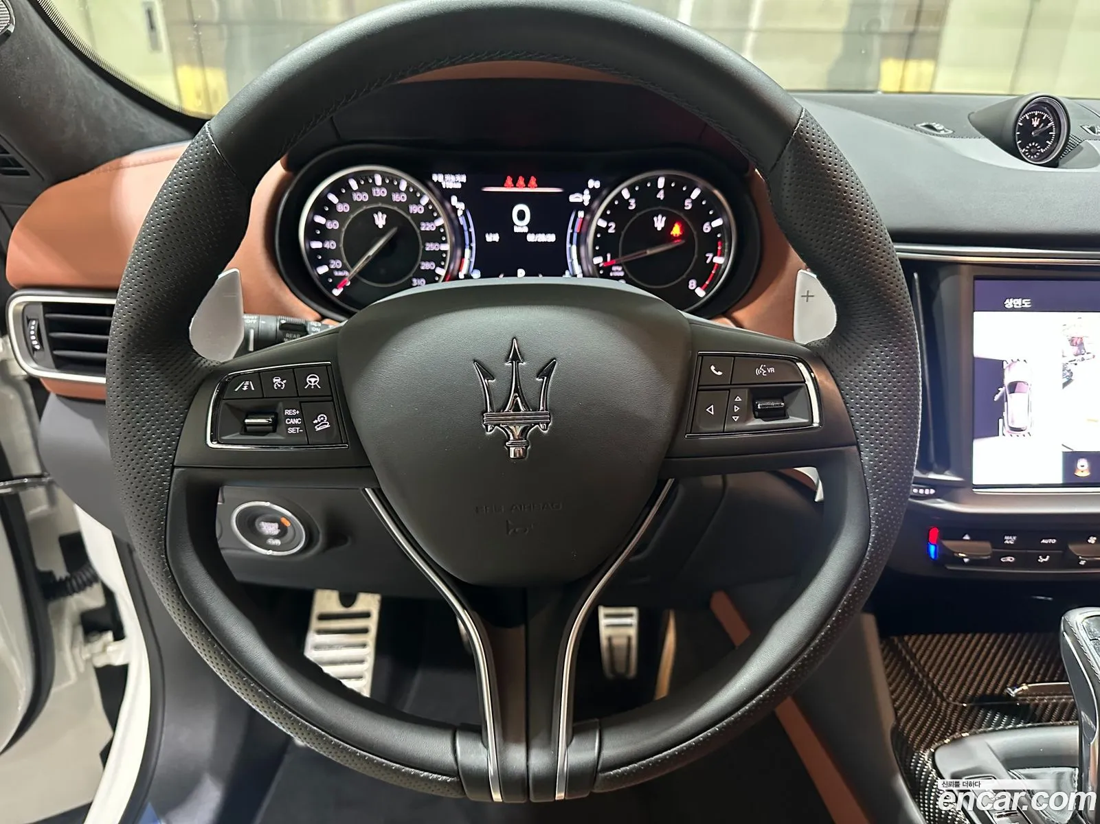 Maserati Levante 2023 — 11
