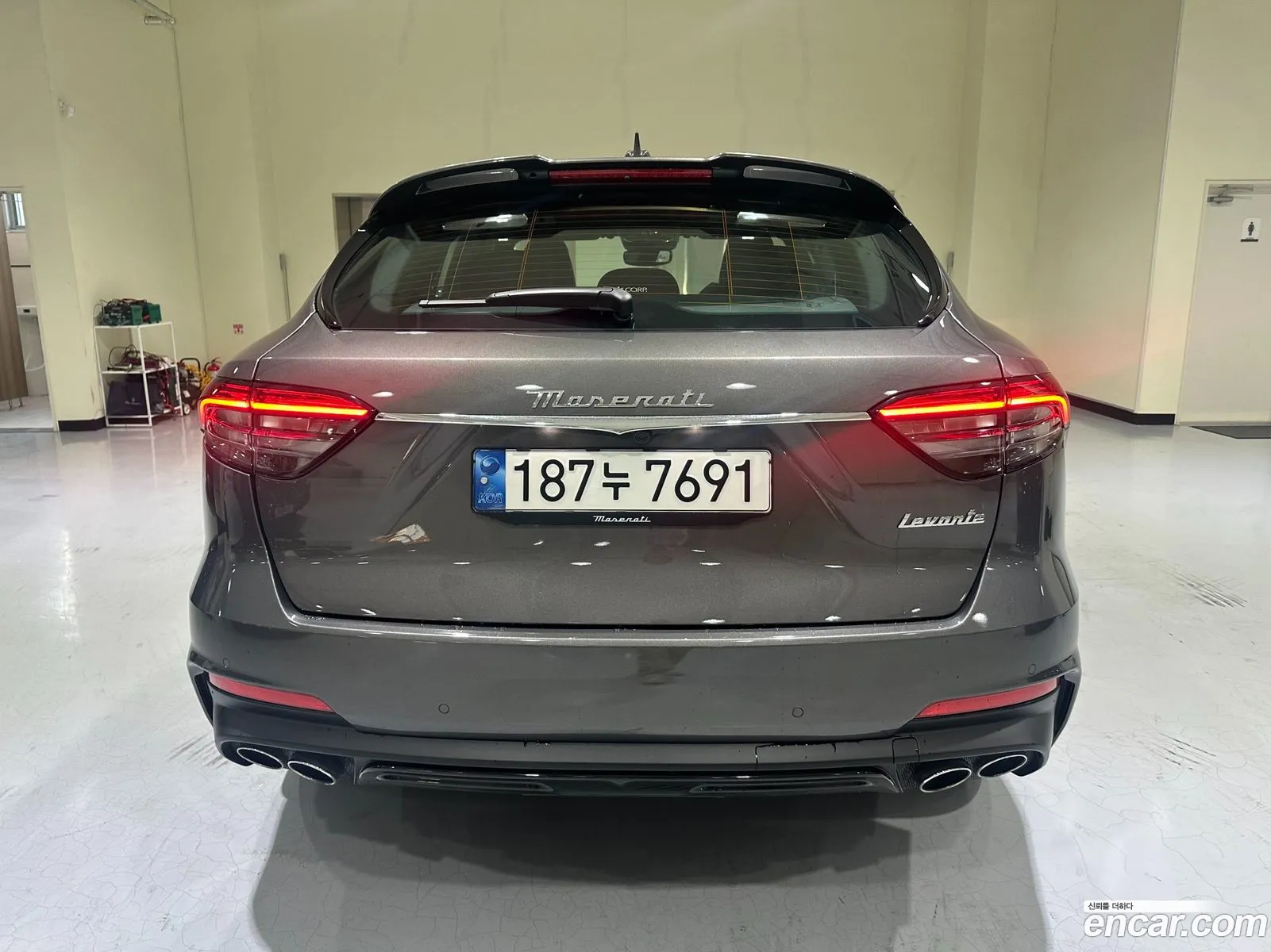 Maserati Levante 2023 — 2