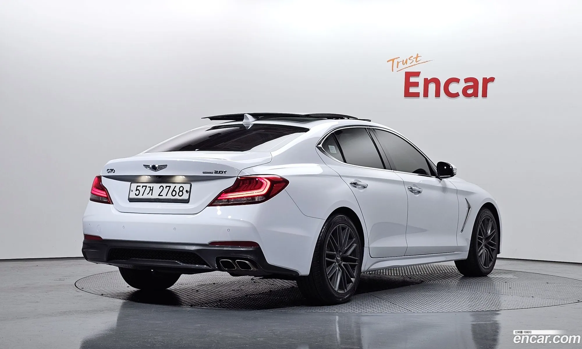 Genesis G70 2018 KMTG341ADJU020297 — 11