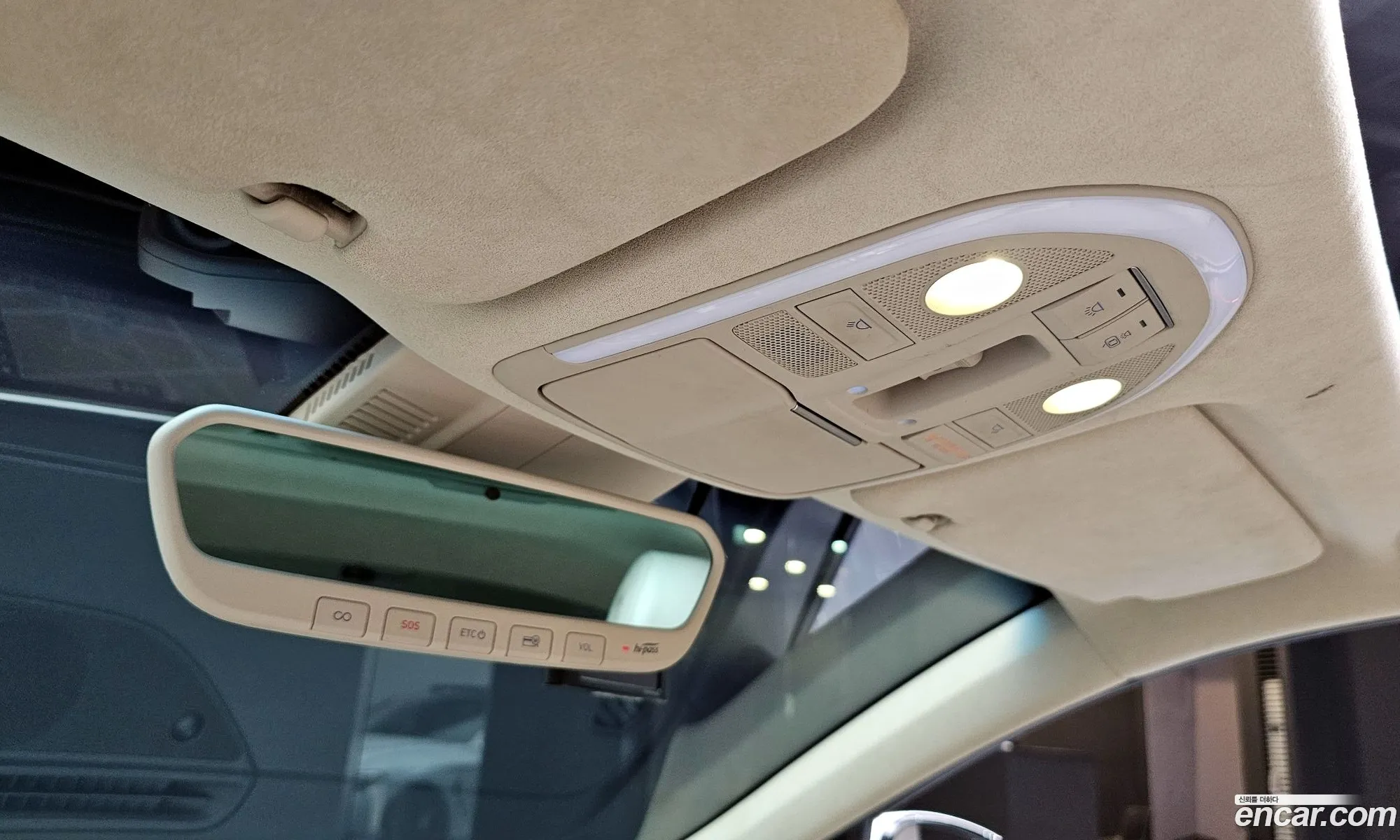 Genesis G70 2018 KMTG341ADJU020297 — 19