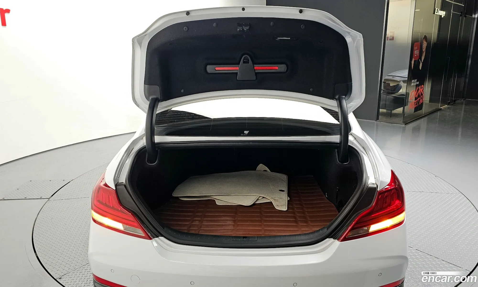 Genesis G70 2018 KMTG341ADJU020297 — 15