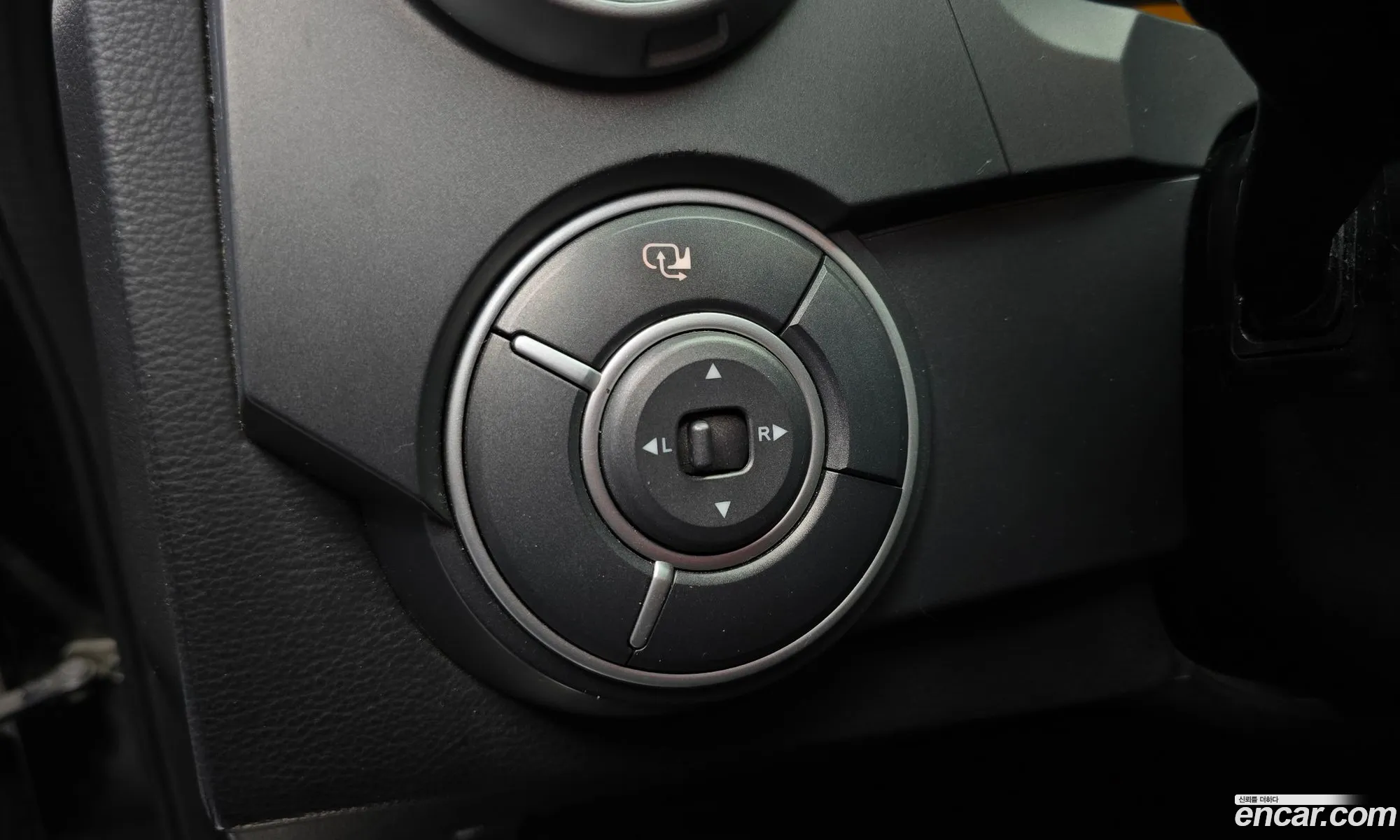 KG Mobility (SsangYong) Actyon Sports 2011 — 11