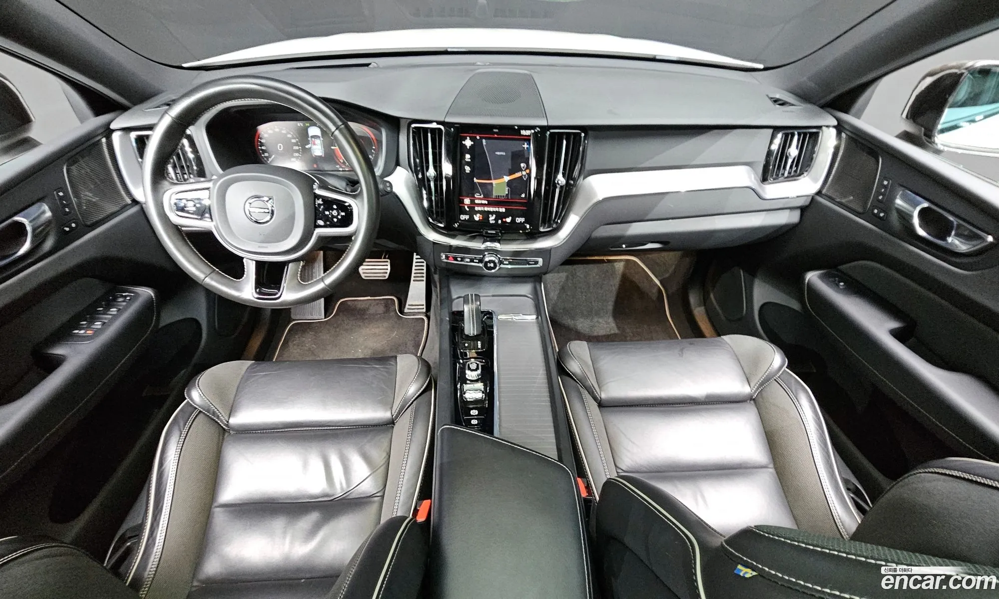 Volvo XC60 2020 — 4