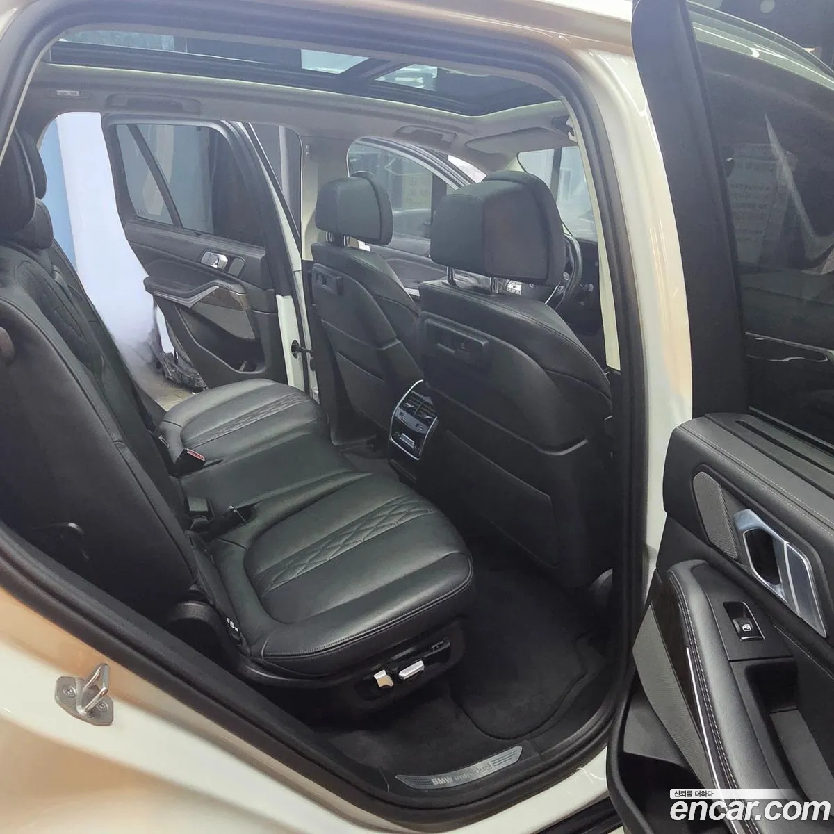 BMW X5 2022 — 7