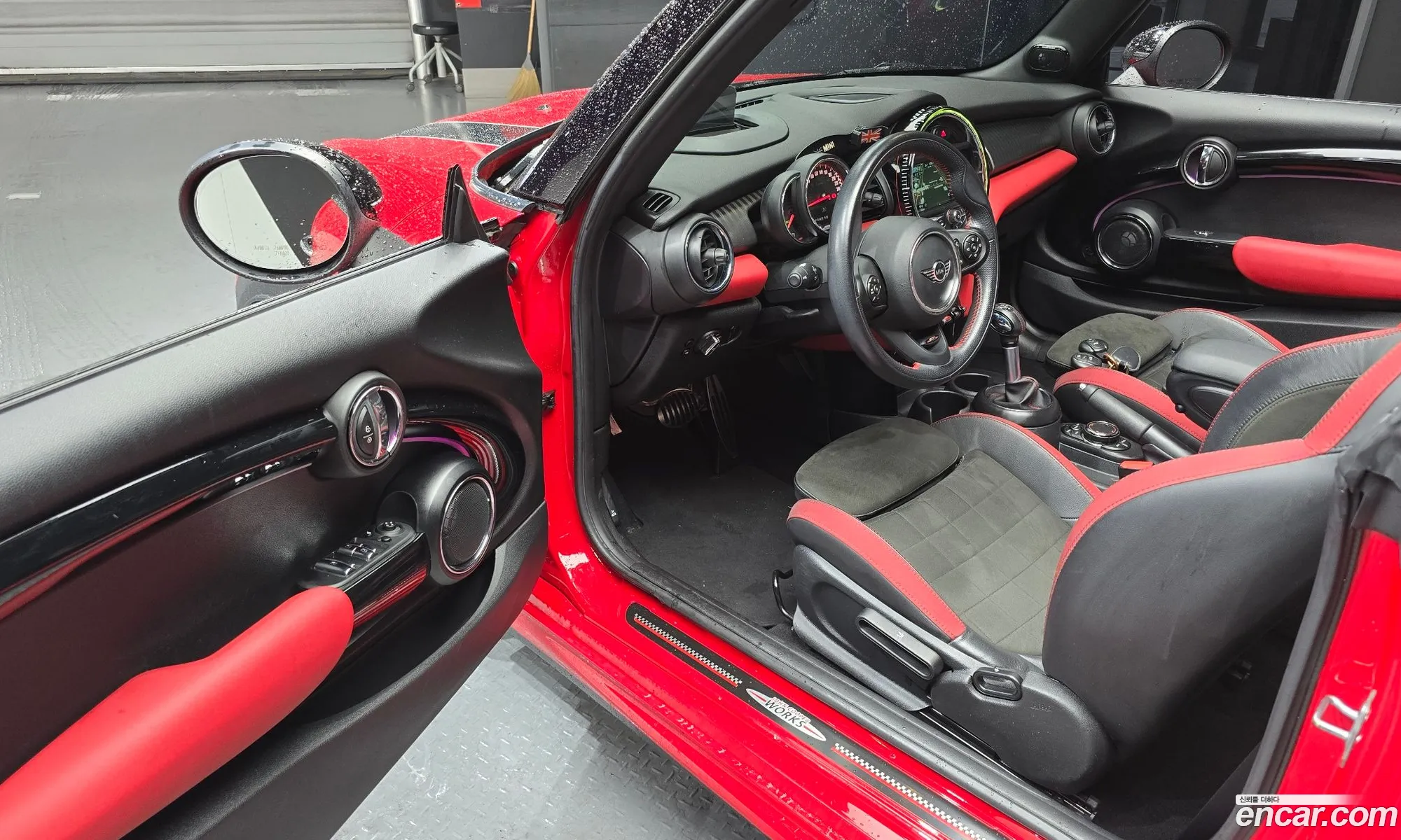 Mini Cooper S Convertible 2019 WMWWH9104K3E71379 — 19