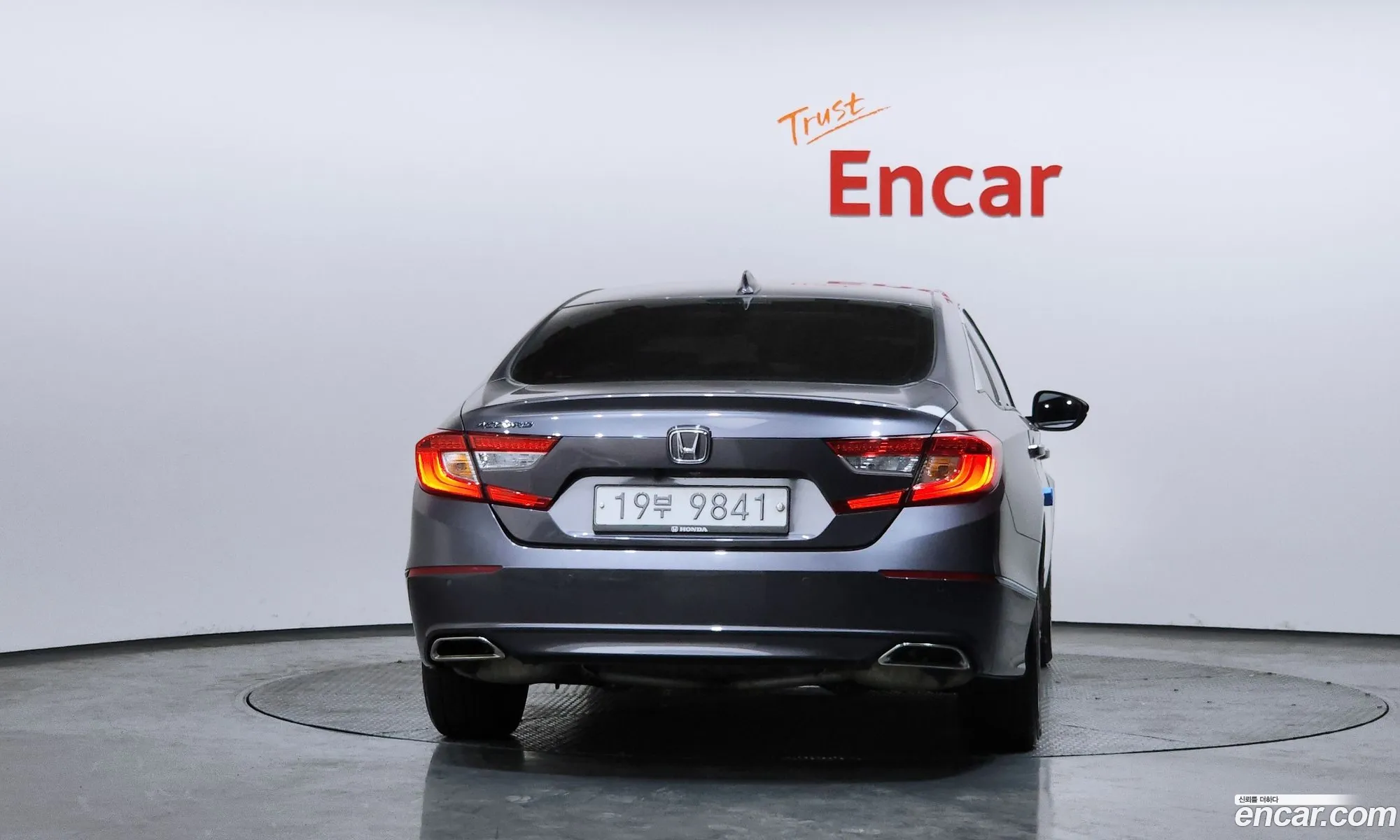 Honda Accord 10th Gen 2019 — 12