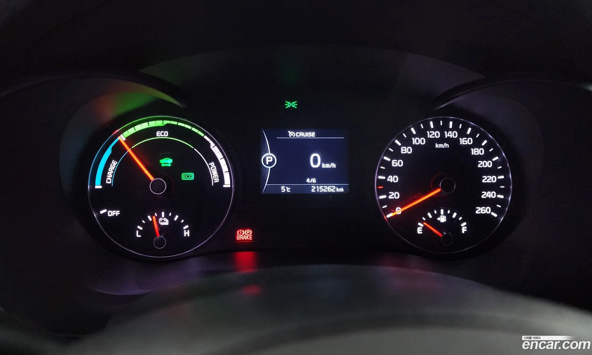 Kia K5 Hybrid 2016 — 18