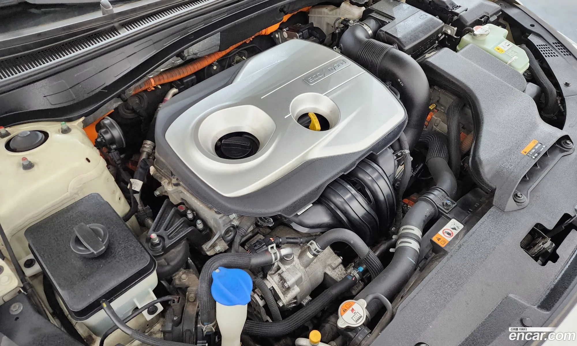Kia K5 Hybrid 2016 — 19