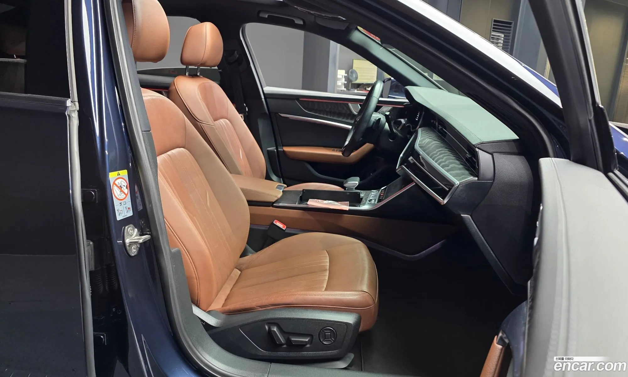Audi A6 2021 WAUZZZF27MN008886 — 6