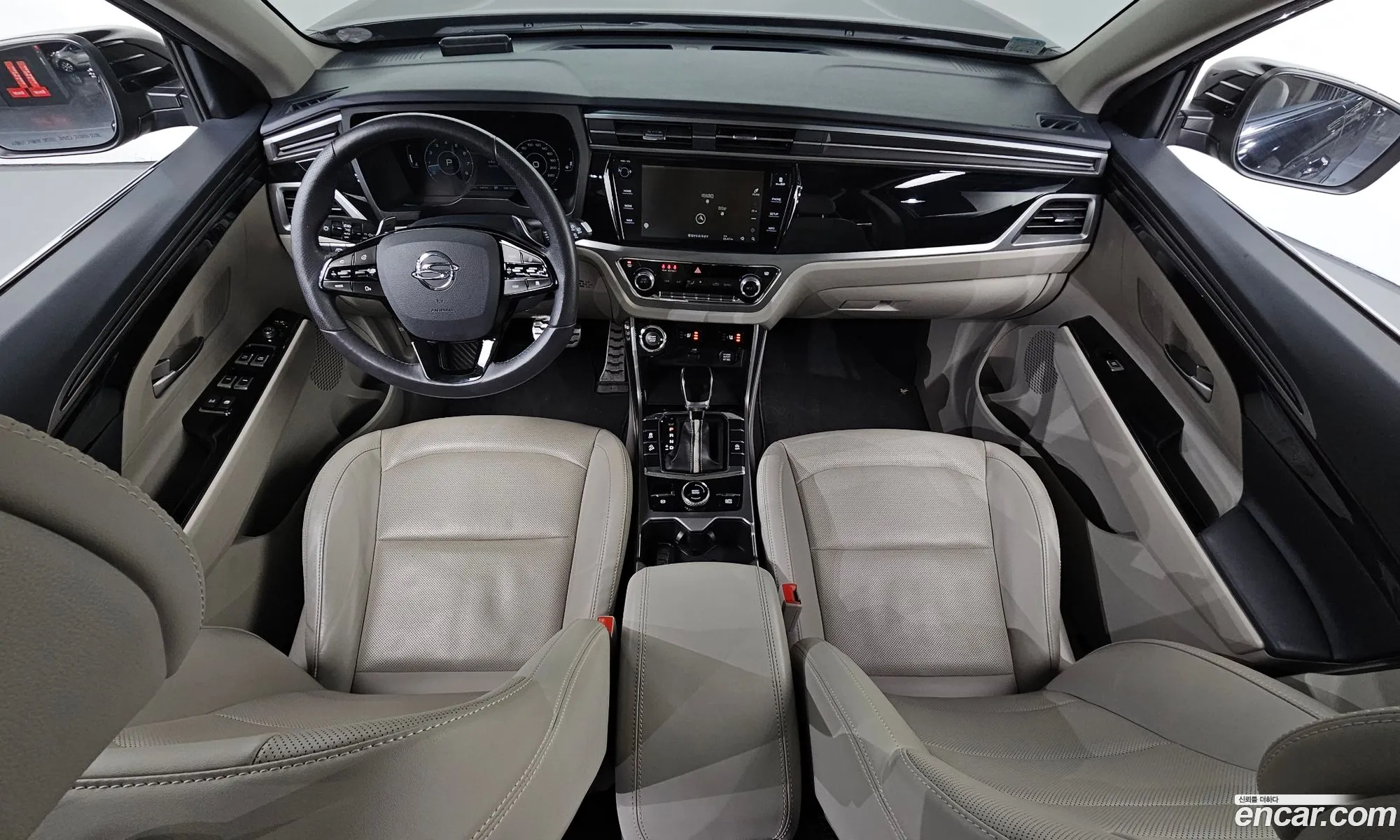 KG Mobility (SsangYong) Beautiful Korando 2021 — 14