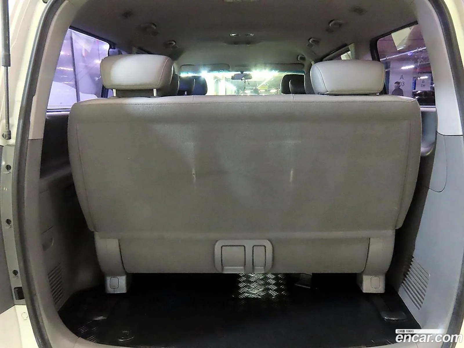 Hyundai Grand Starex 2014 — 11