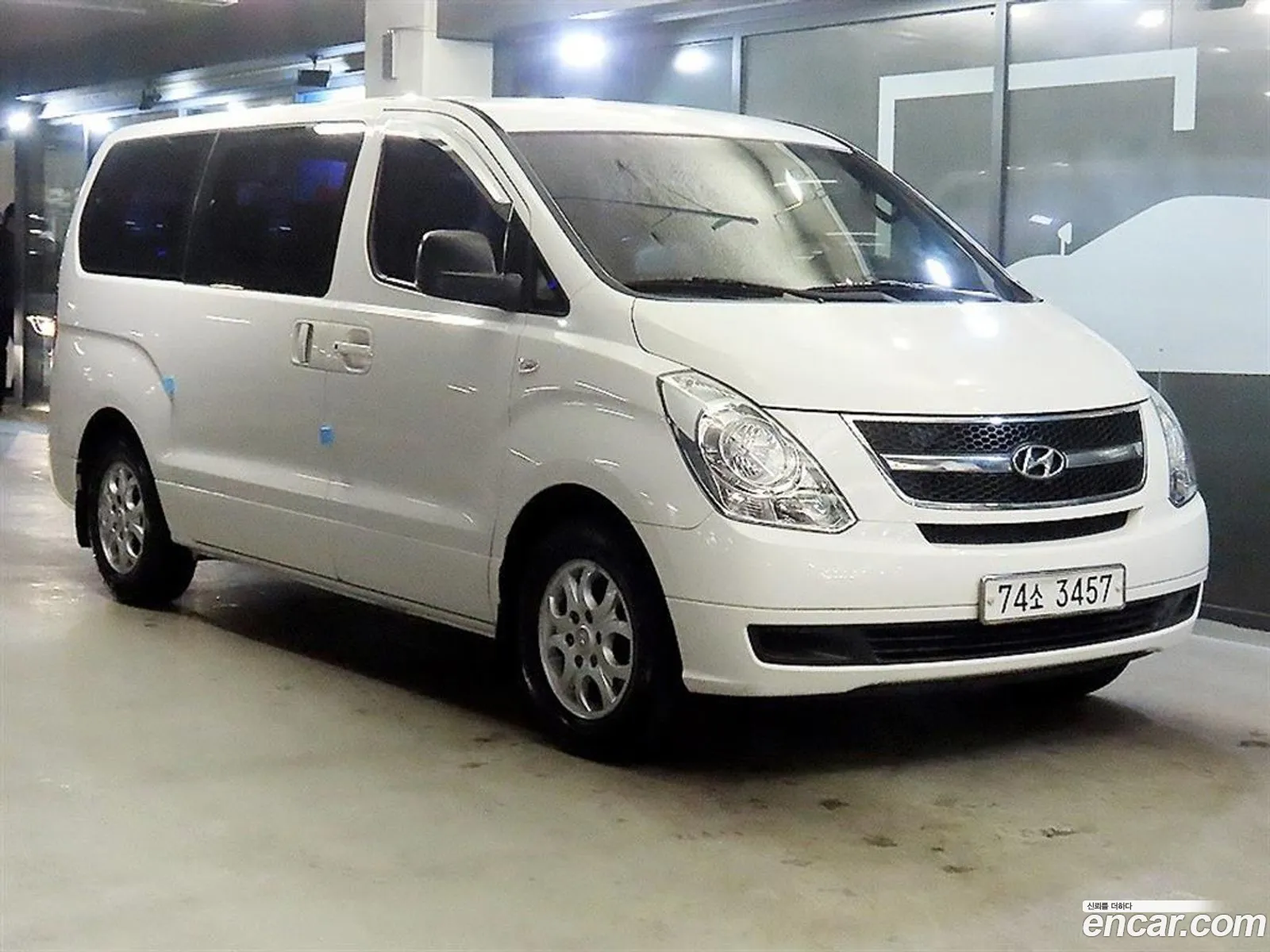 Hyundai Grand Starex 2014 — 15