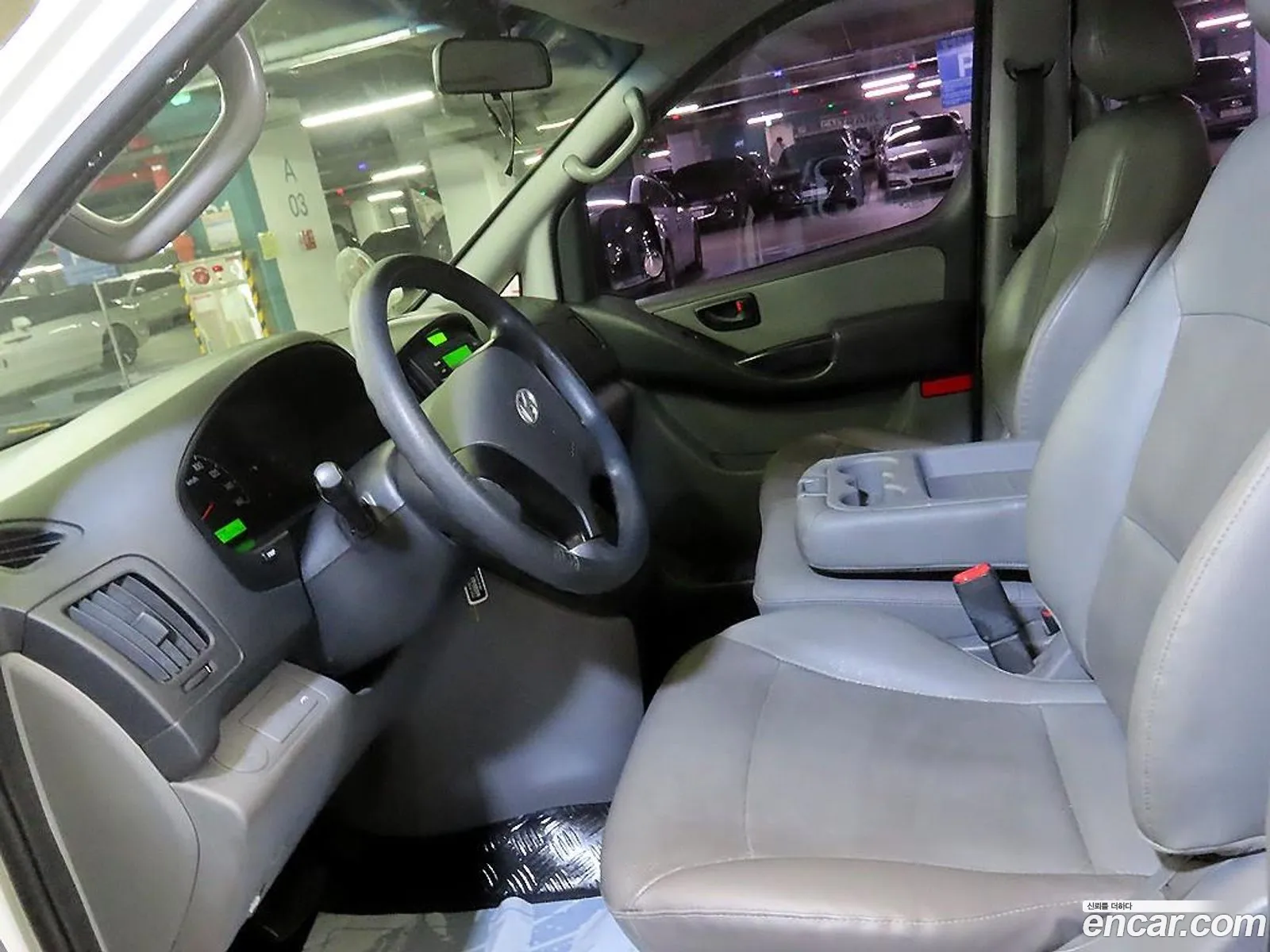 Hyundai Grand Starex 2014 — 16