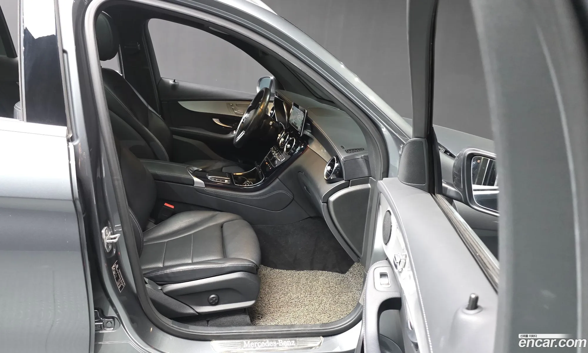 Mercedes-Benz GLC-Class X253 2021 — 11