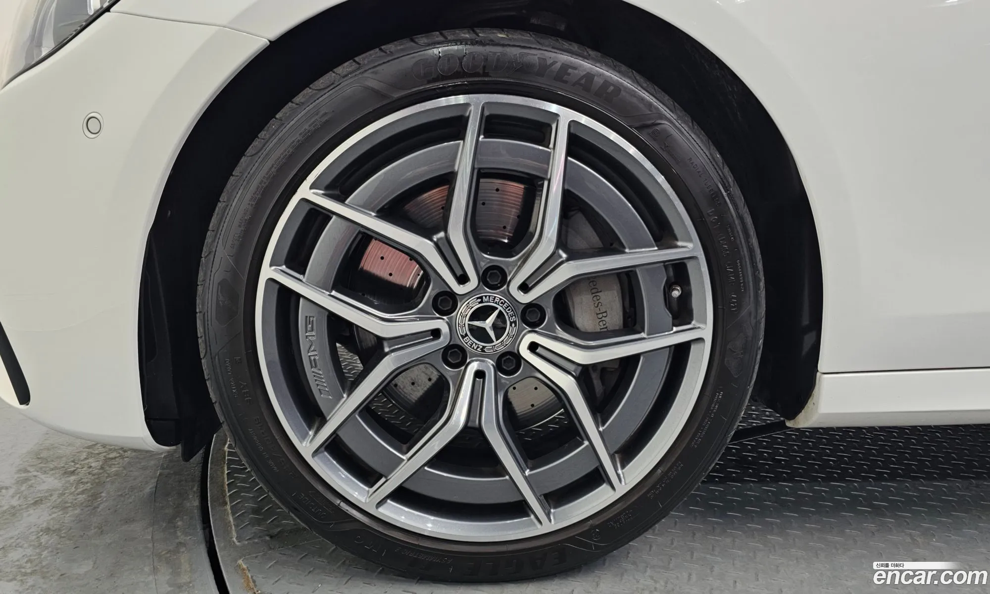 Mercedes-Benz E-Class W213 2022 — 9