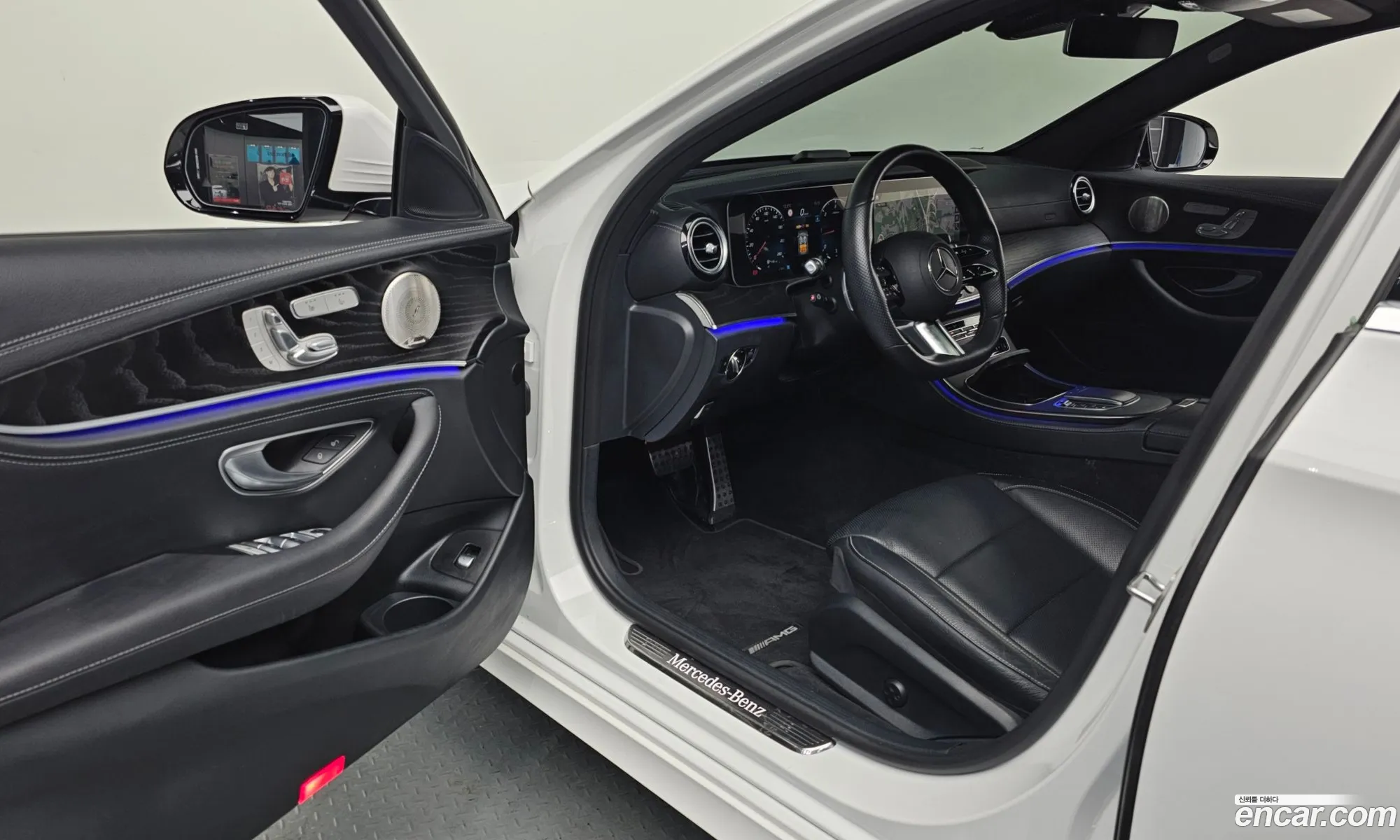 Mercedes-Benz E-Class W213 2022 — 11