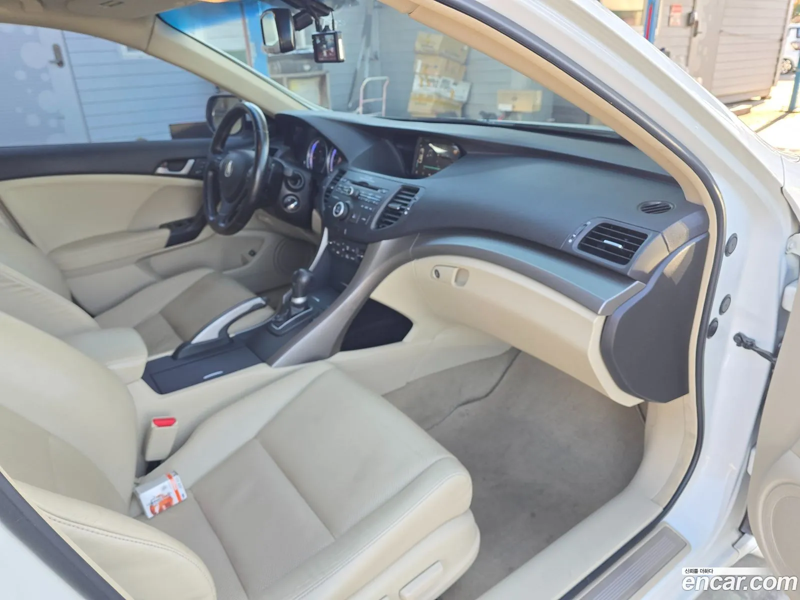 Acura TSX 2010 — 16