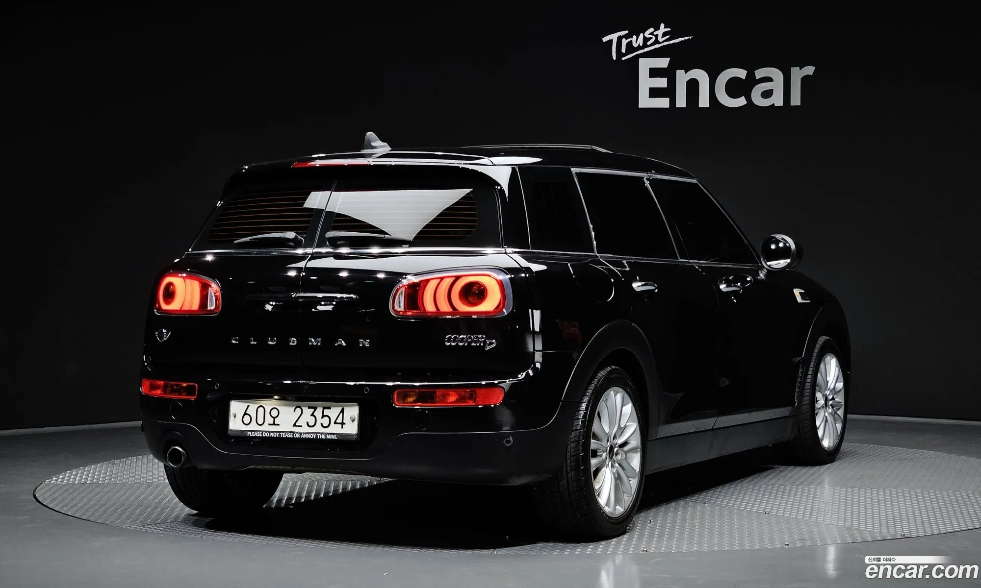Mini Cooper D Clubman 2017 WMWLR9104J2E69474 — 15