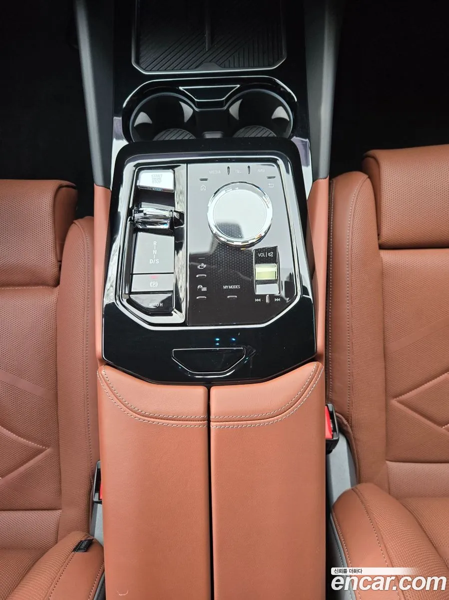 BMW 5 Series 2024 — 7