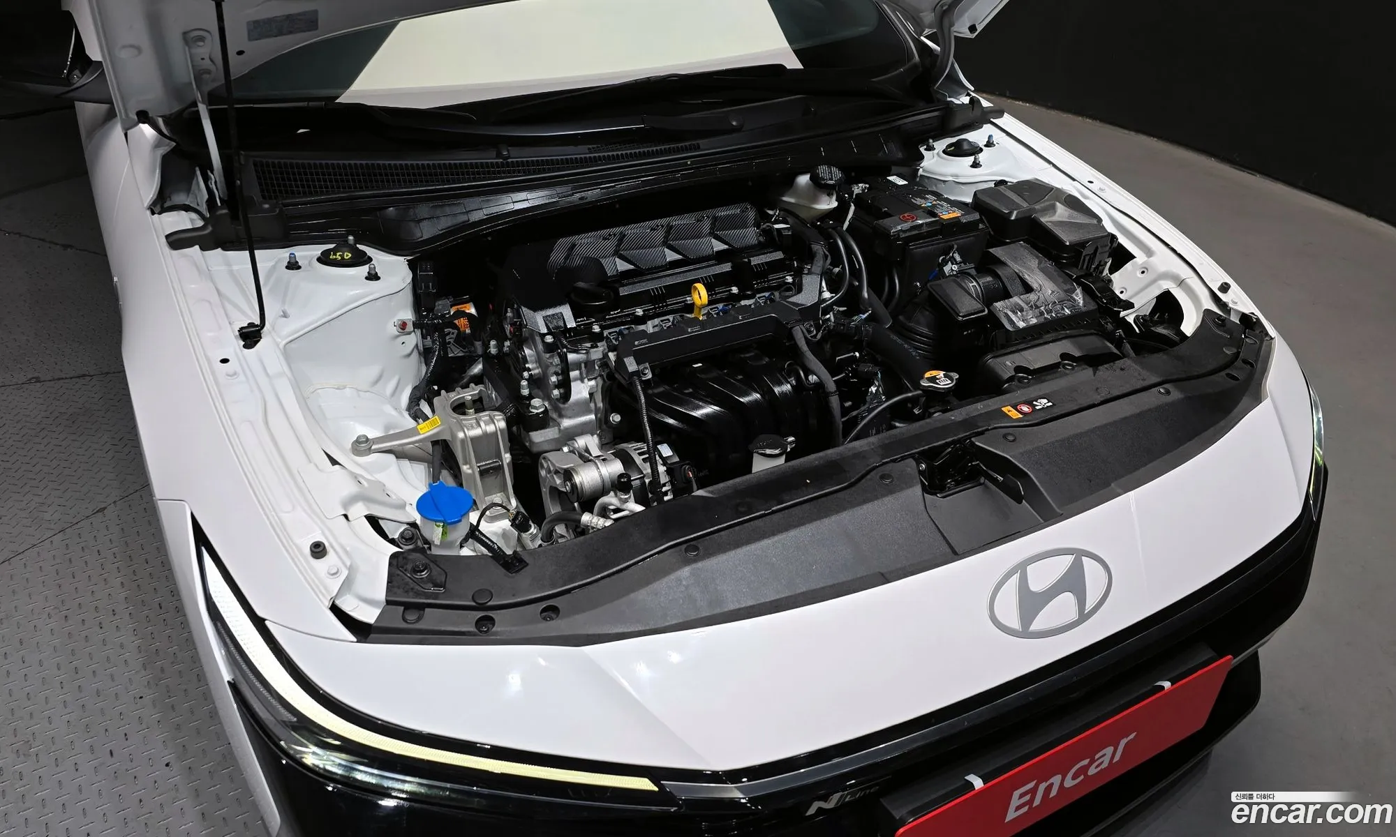 Hyundai Elantra 2024 — 18