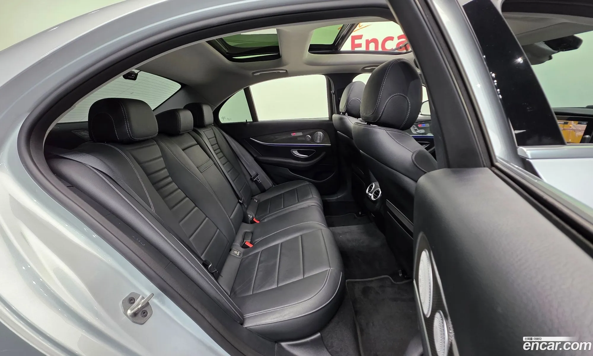 Mercedes-Benz E-Class W213 2020 — 11