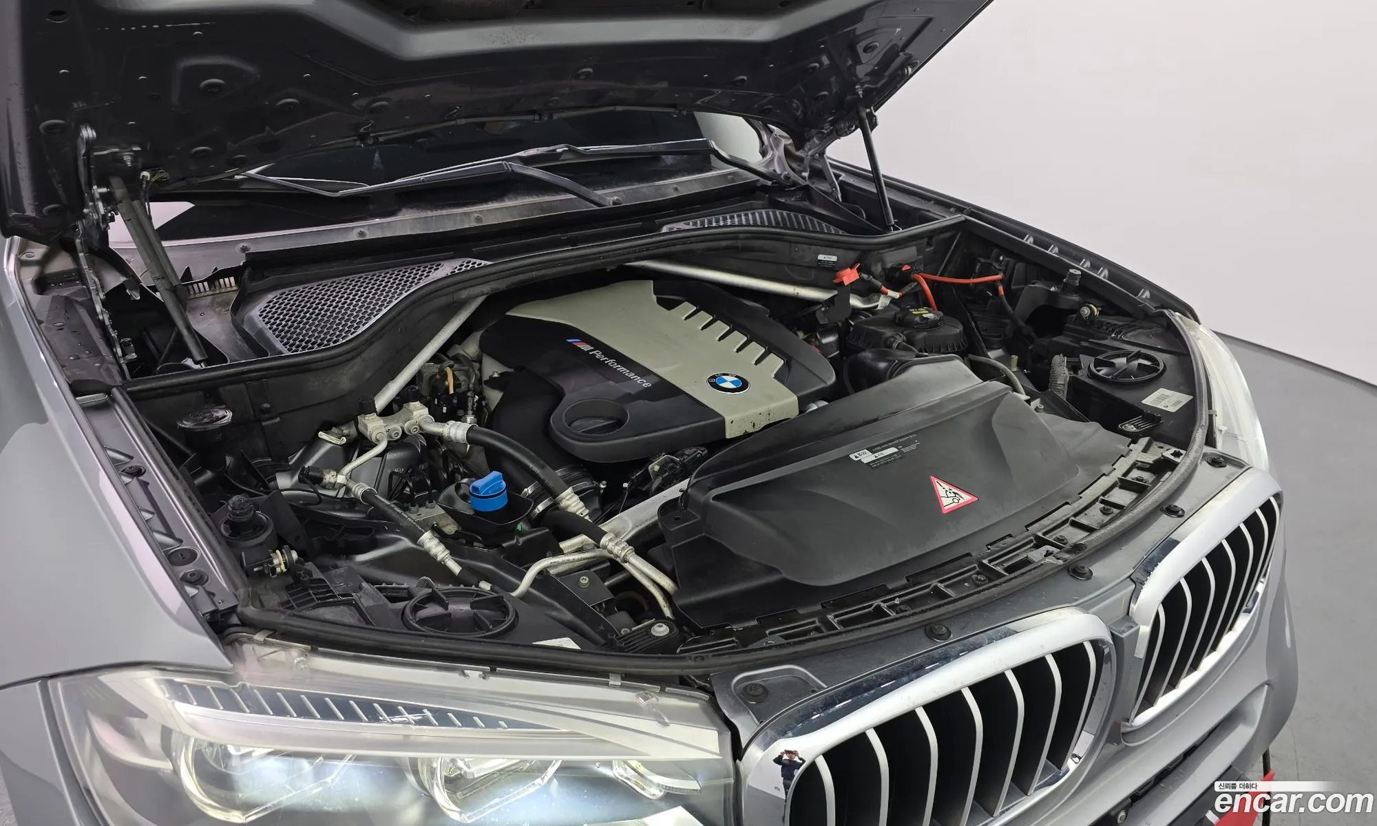BMW X6 2018 WBAKV6104J0W37256 — 2